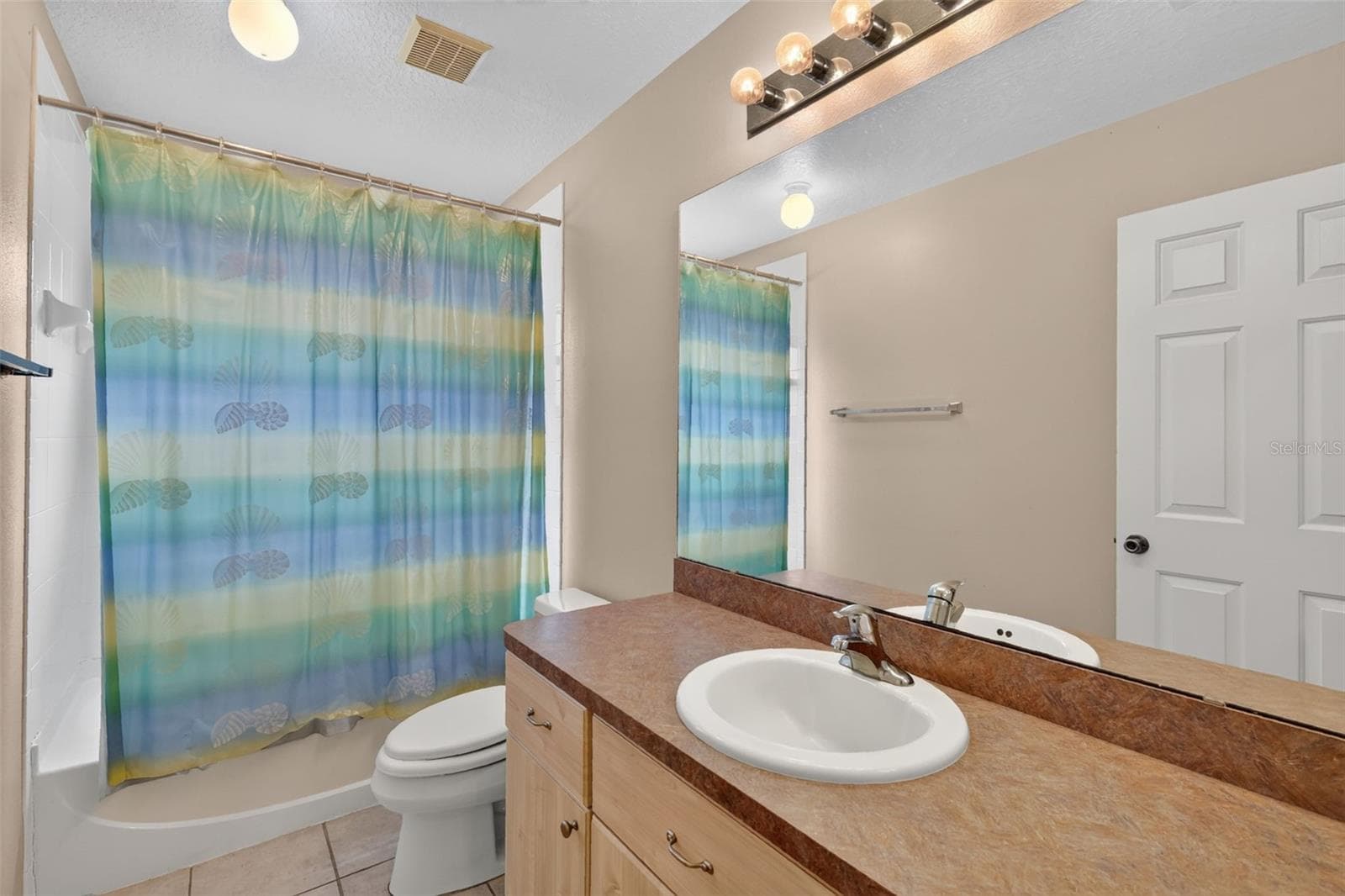 Single Family Residence at 5925 BAG PIPE PL, LEESBURG, photo 28 of 48