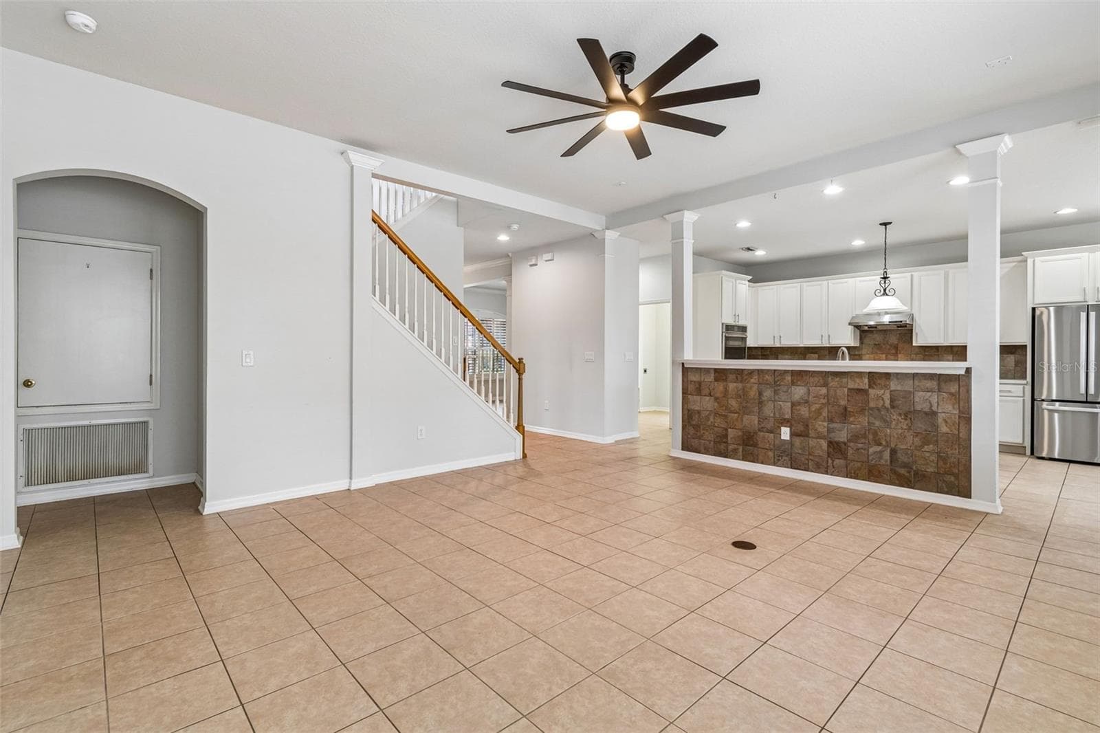 Single Family Residence at 8523 NORTHTON GROVES BLVD, ODESSA, photo 33 of 96