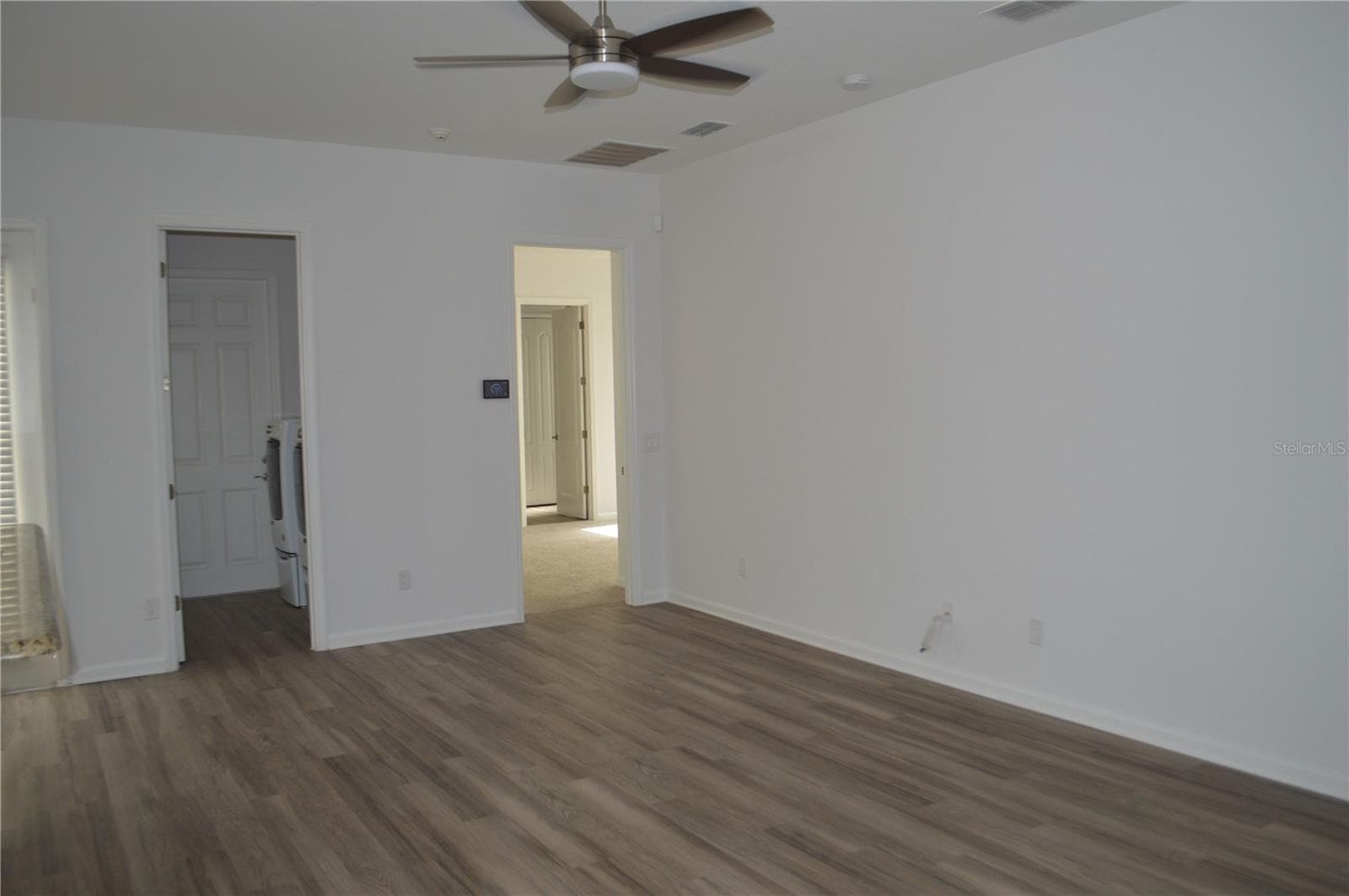Single Family Residence at 6828 HELMSLEY CIR, WINDERMERE, photo 9 of 21