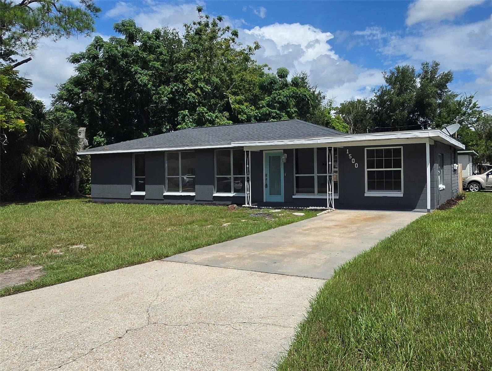 1500 CREST AVE