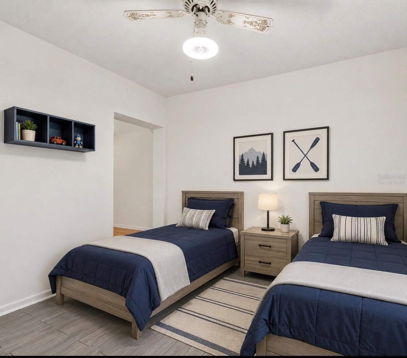 This photo has been virtually staged. - 1932 GREGORY DR, TAMPA