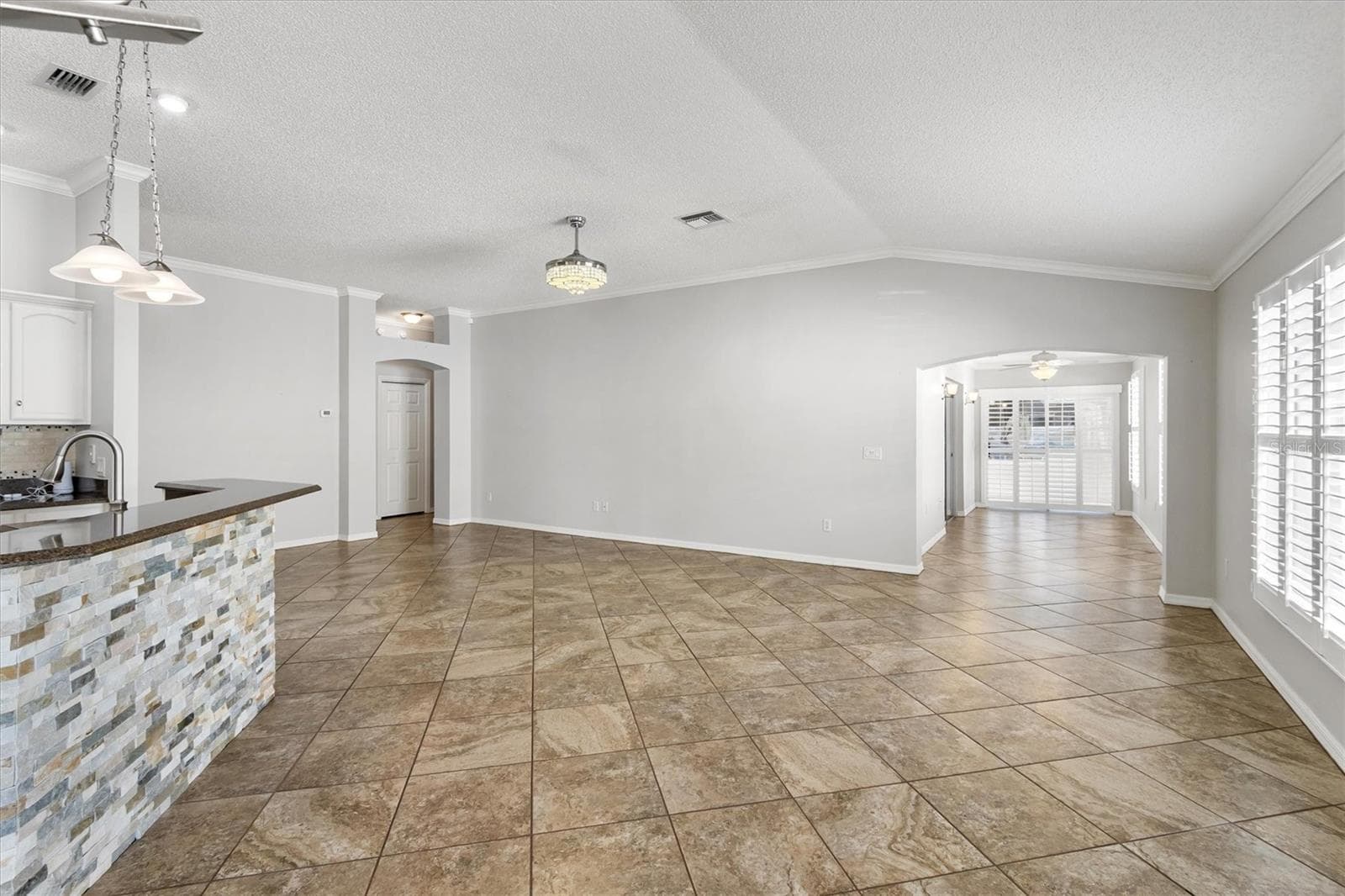 Villa at 1068 BURNETTOWN PL, THE VILLAGES, photo 5 of 43