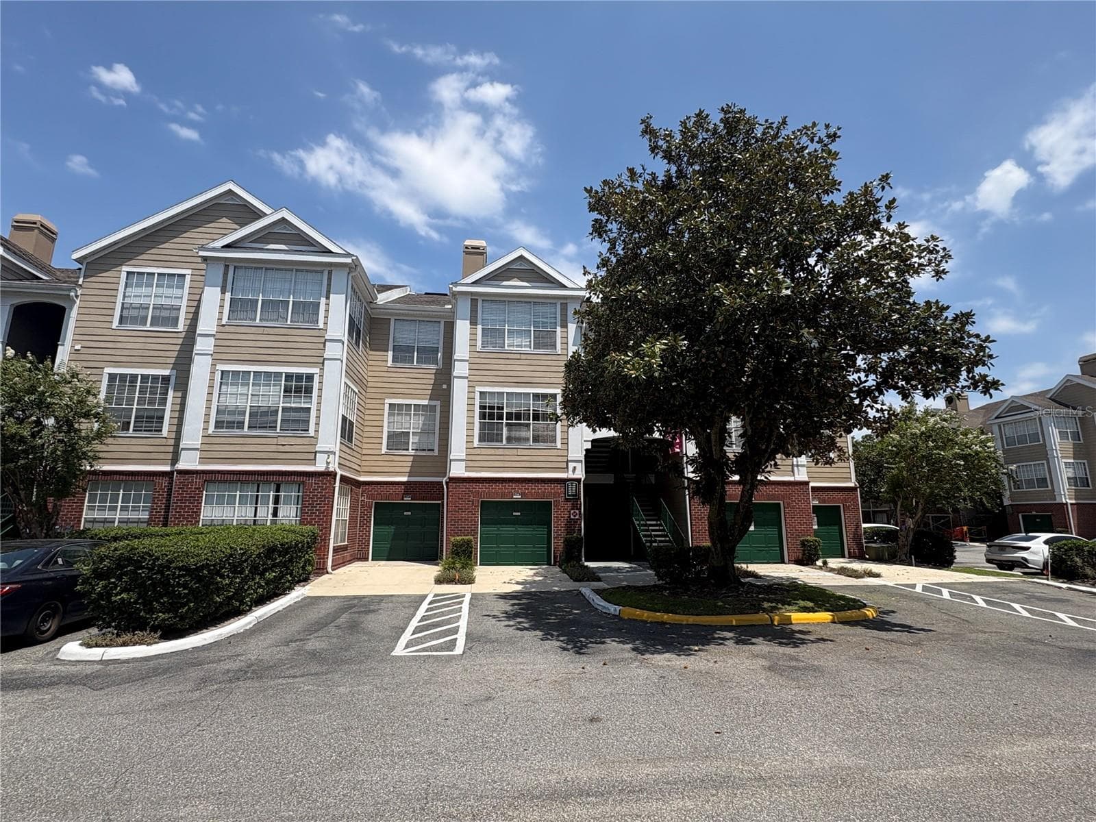 8301 ELM PARK DR #625