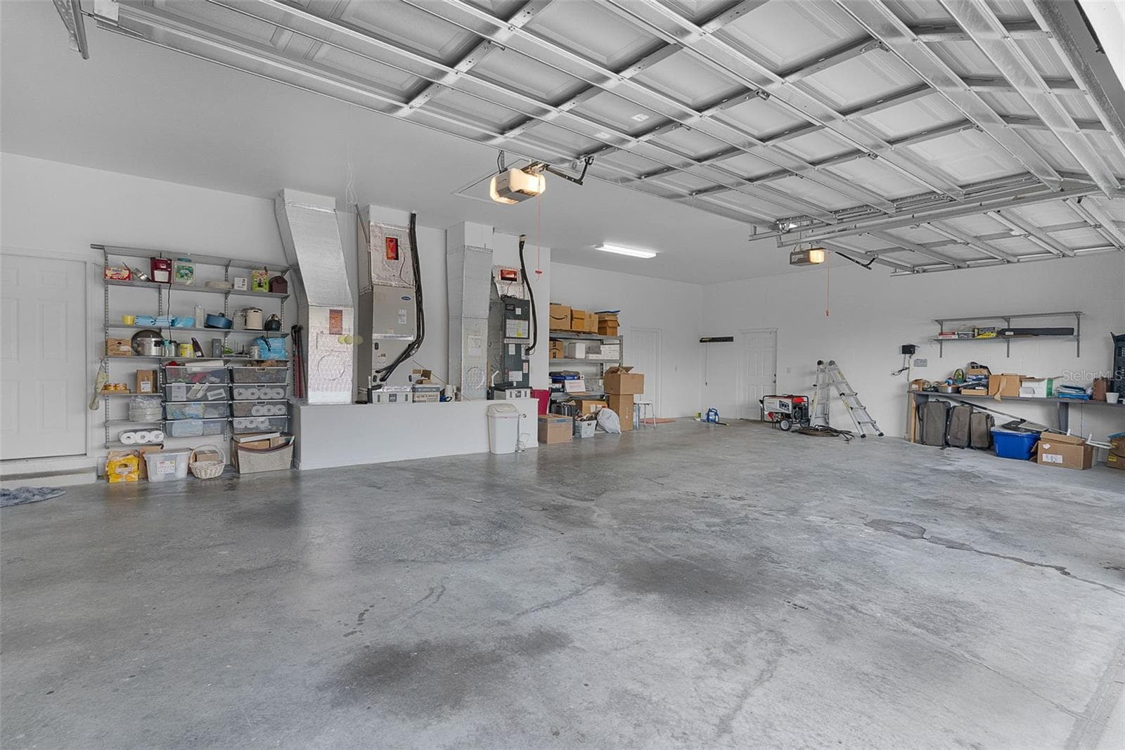 Garage - 39407 TREELINE DR, LADY LAKE