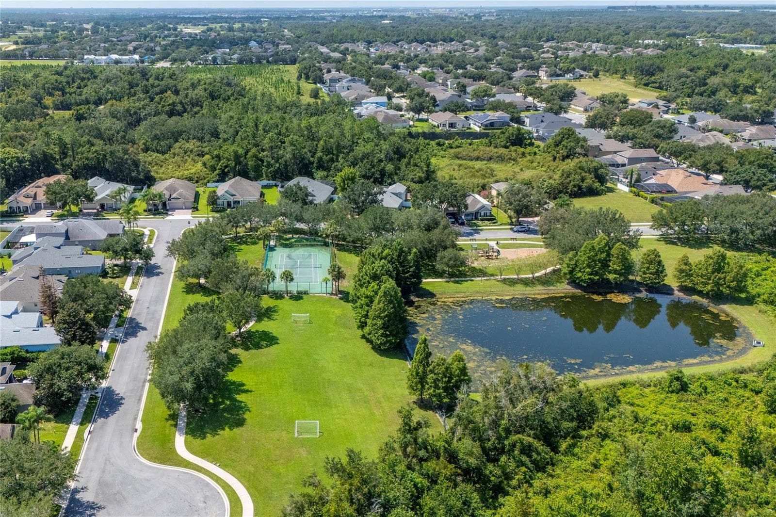 Single Family Residence at 2202 REDMARK LN, WINTER GARDEN, photo 56 of 61