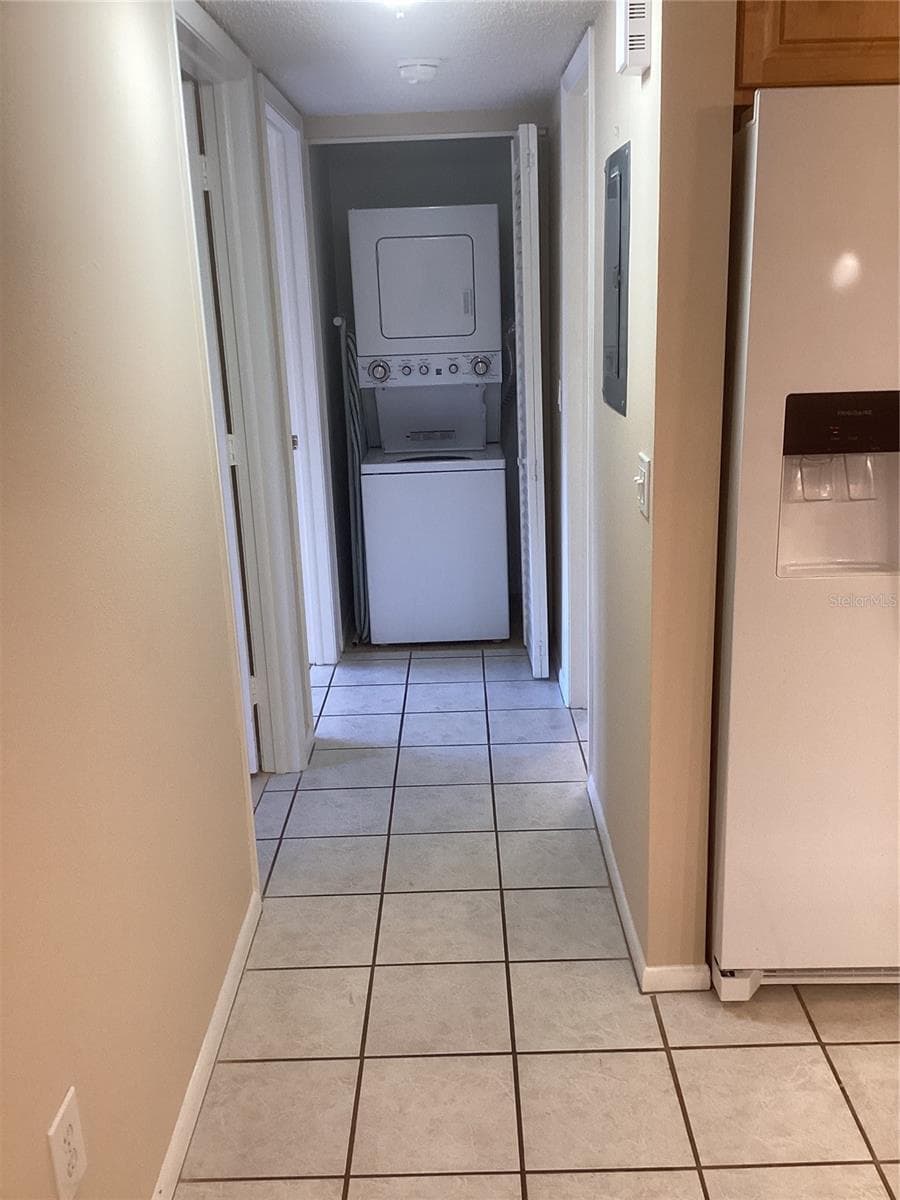 Condominium at OAK FORREST, PORT CHARLOTTE, photo 29 of 30
