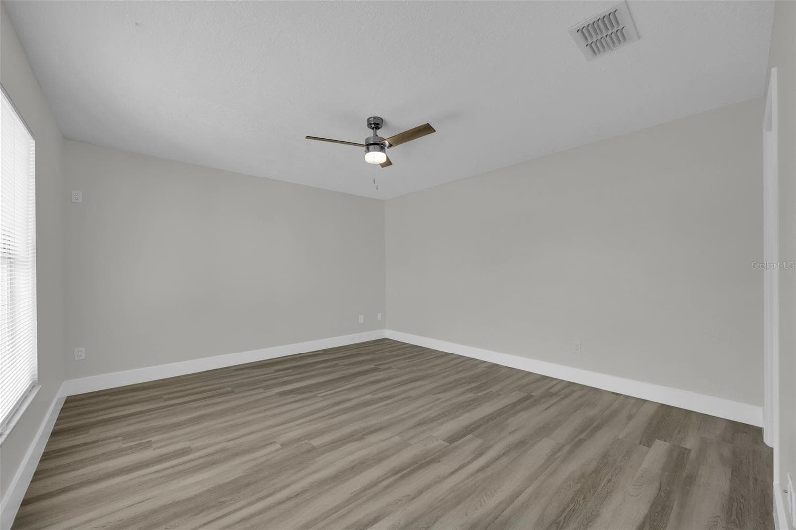 Single Family Residence at 13032 RUIDOSA LOOP, ORLANDO, photo 12 of 29