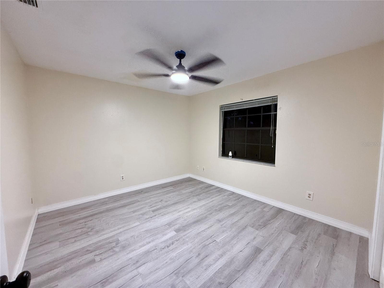 Single Family Residence at 3530 W COGWOOD CIR, BEVERLY HILLS, photo 39 of 69