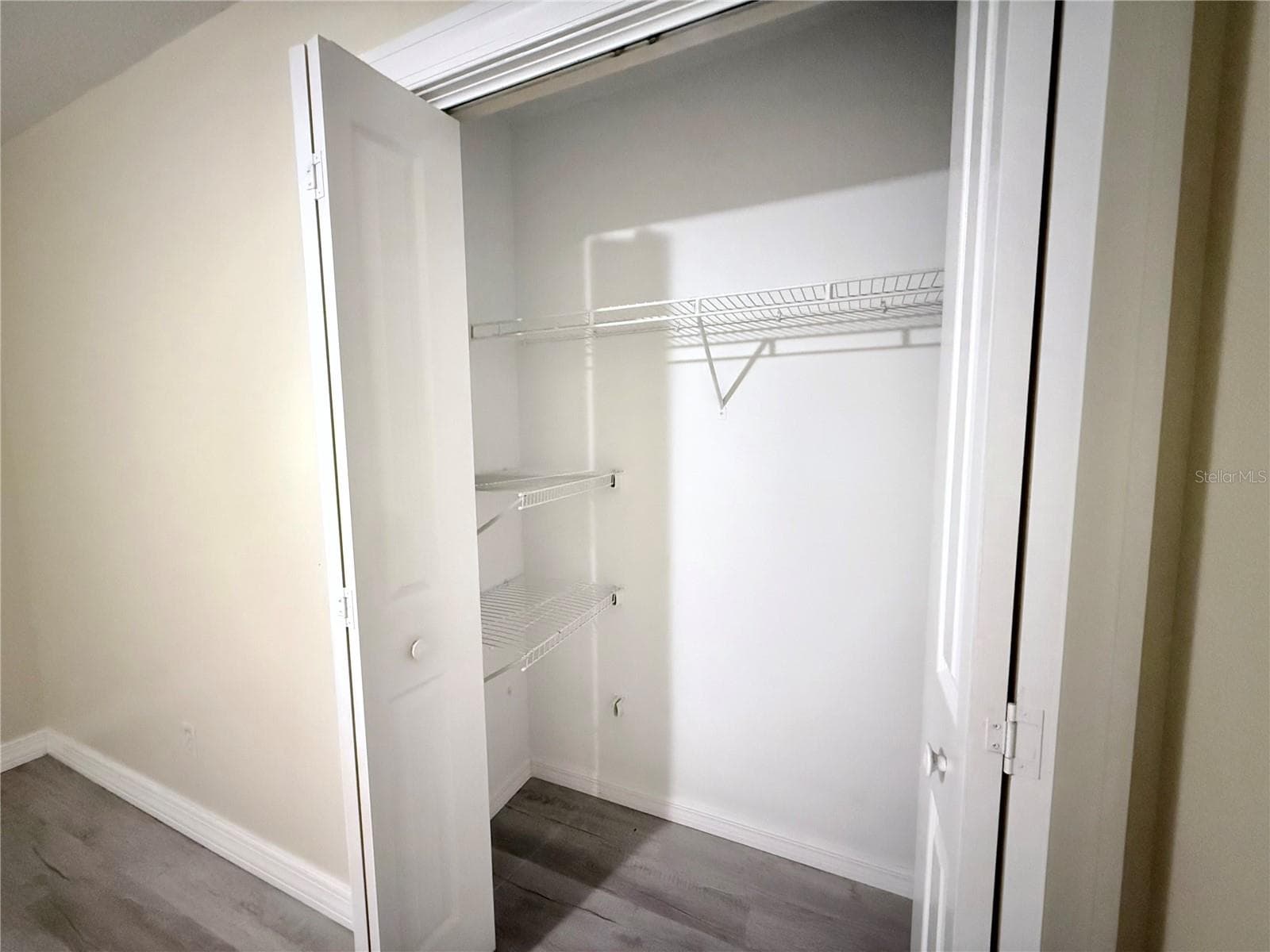 Single Family Residence at 3530 W COGWOOD CIR, BEVERLY HILLS, photo 51 of 69