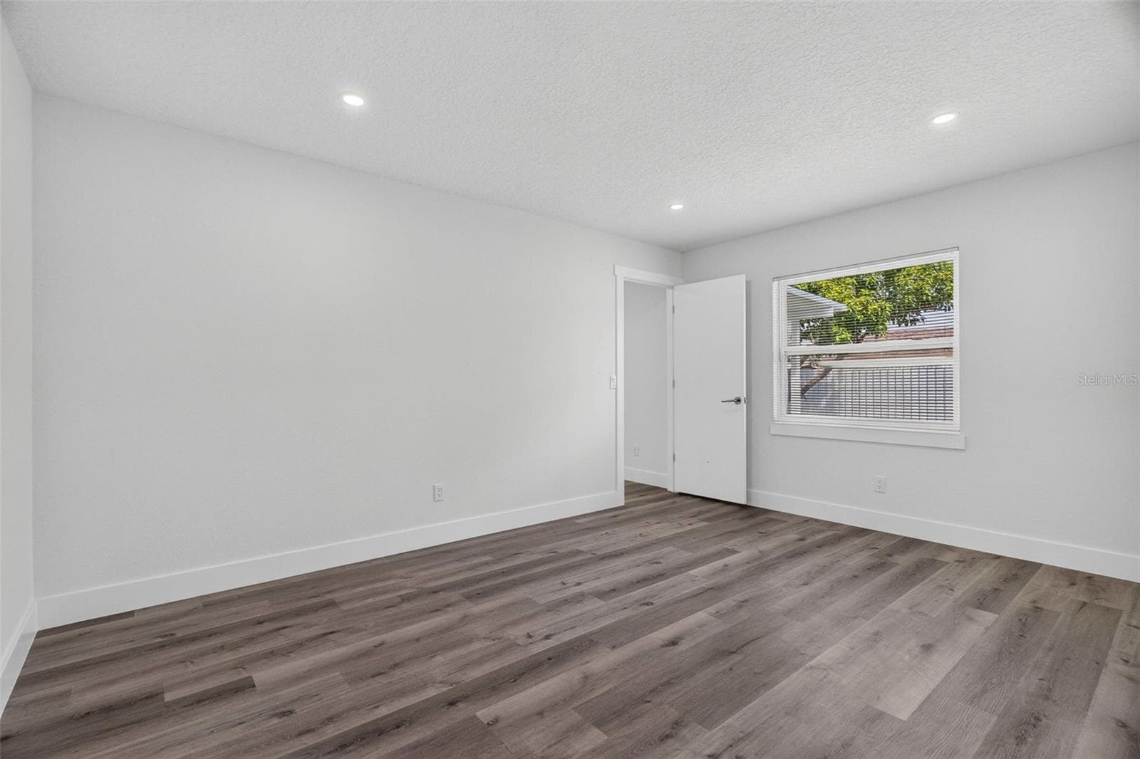 Single Family Residence at 2605 CHAR ST, ORLANDO, photo 20 of 30
