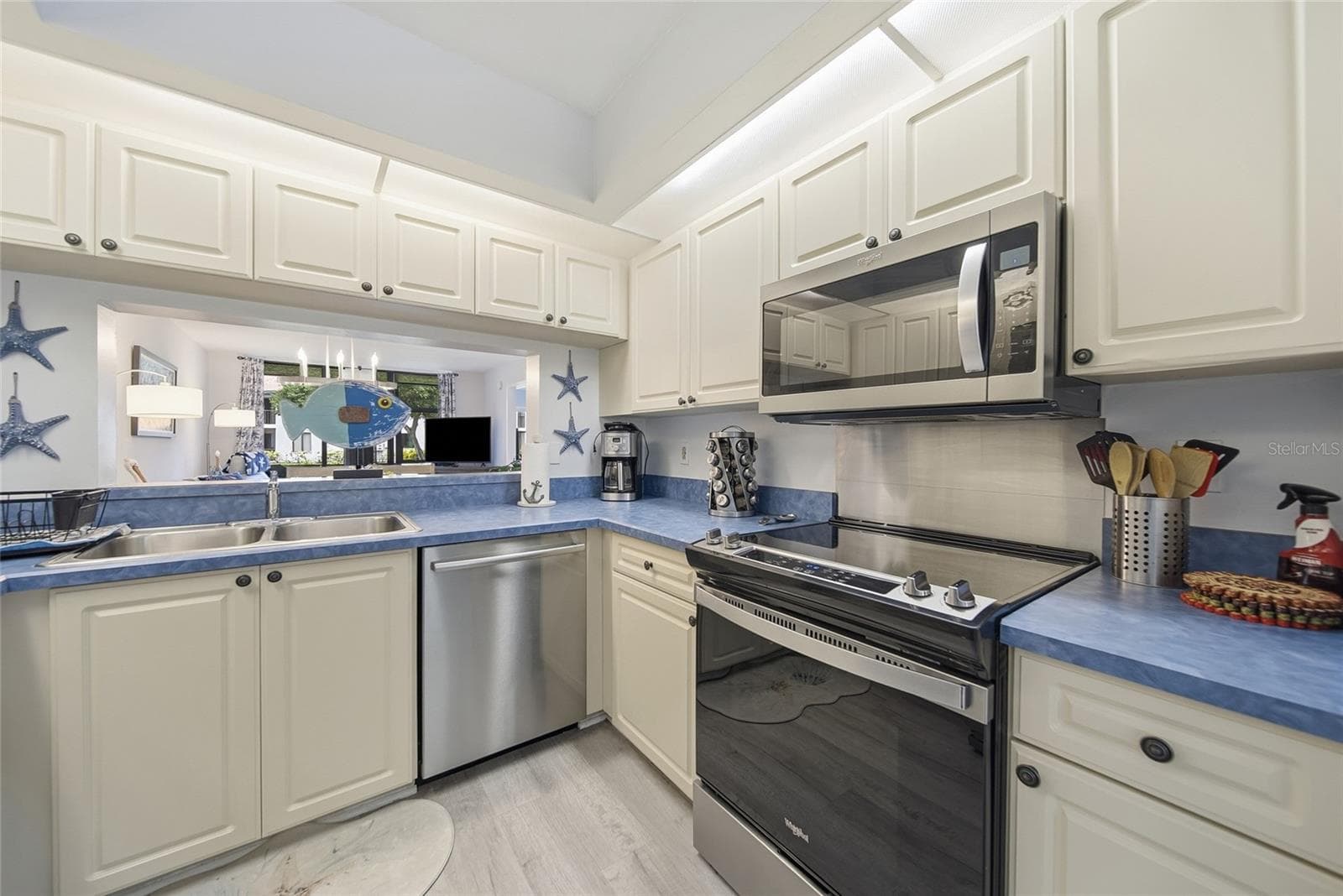 Condominium at 4440 47TH AVE W #102, BRADENTON, photo 4 of 42