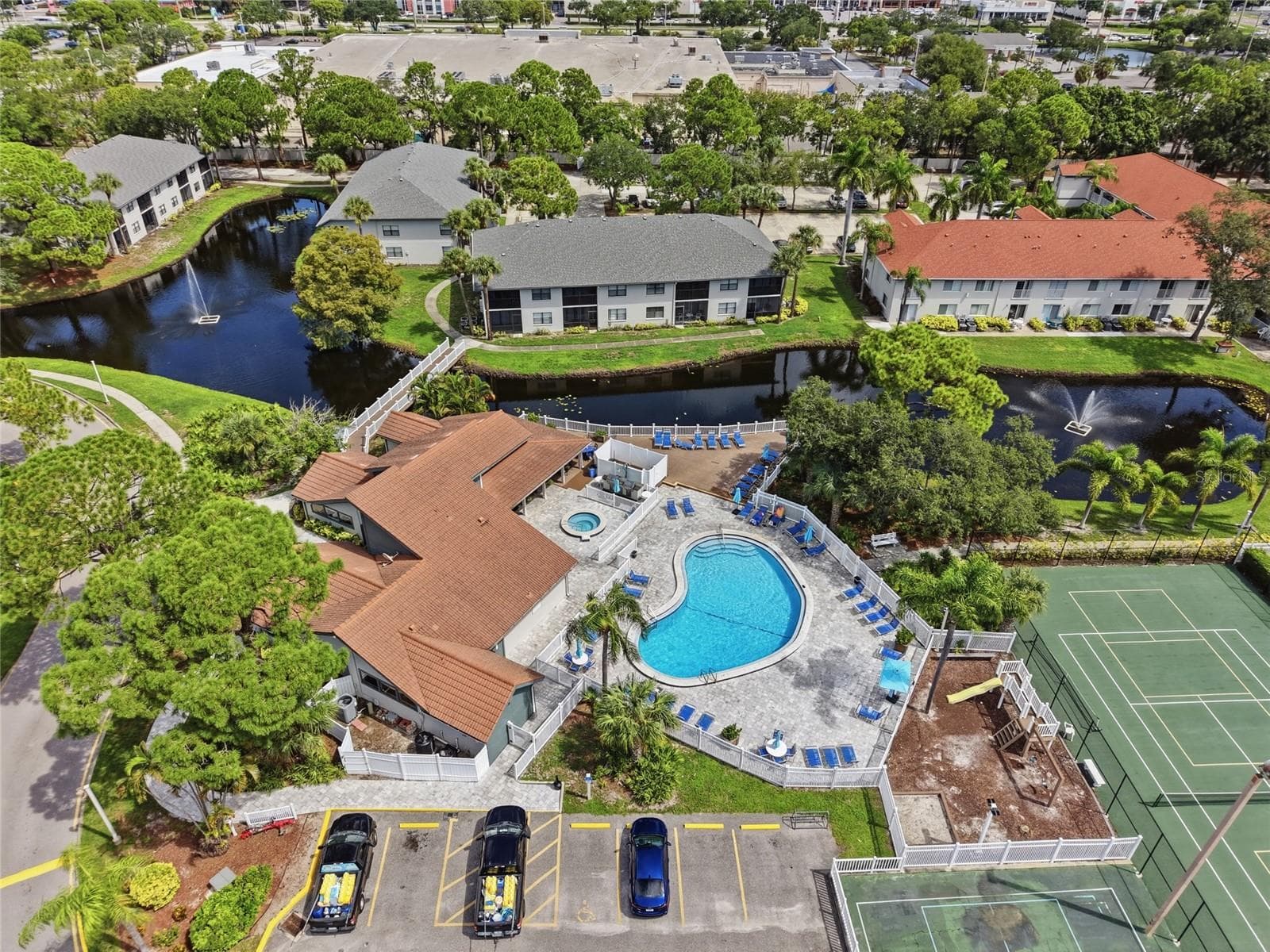 Condominium at 4440 47TH AVE W #102, BRADENTON, photo 35 of 42
