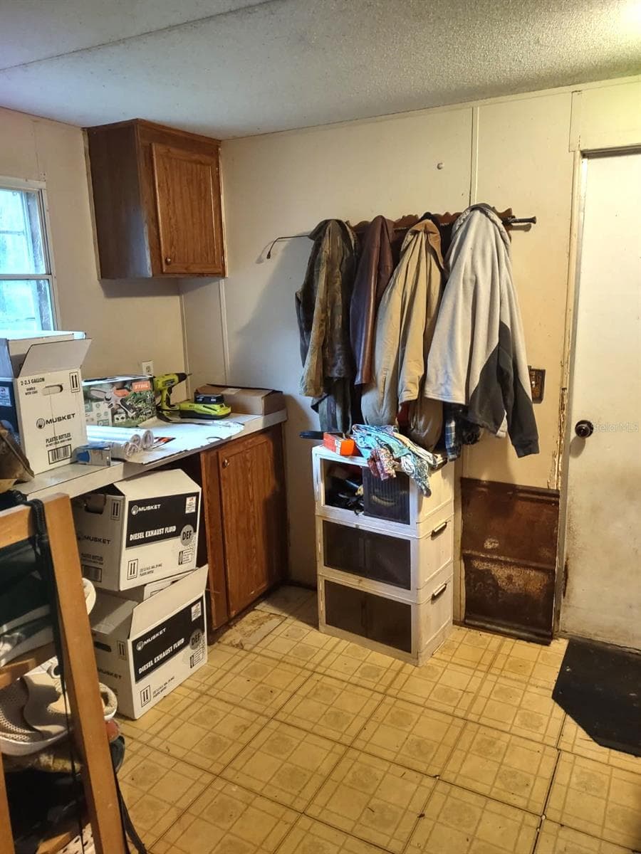 Manufactured Home at 10195 NW 160TH ST, REDDICK, photo 11 of 30