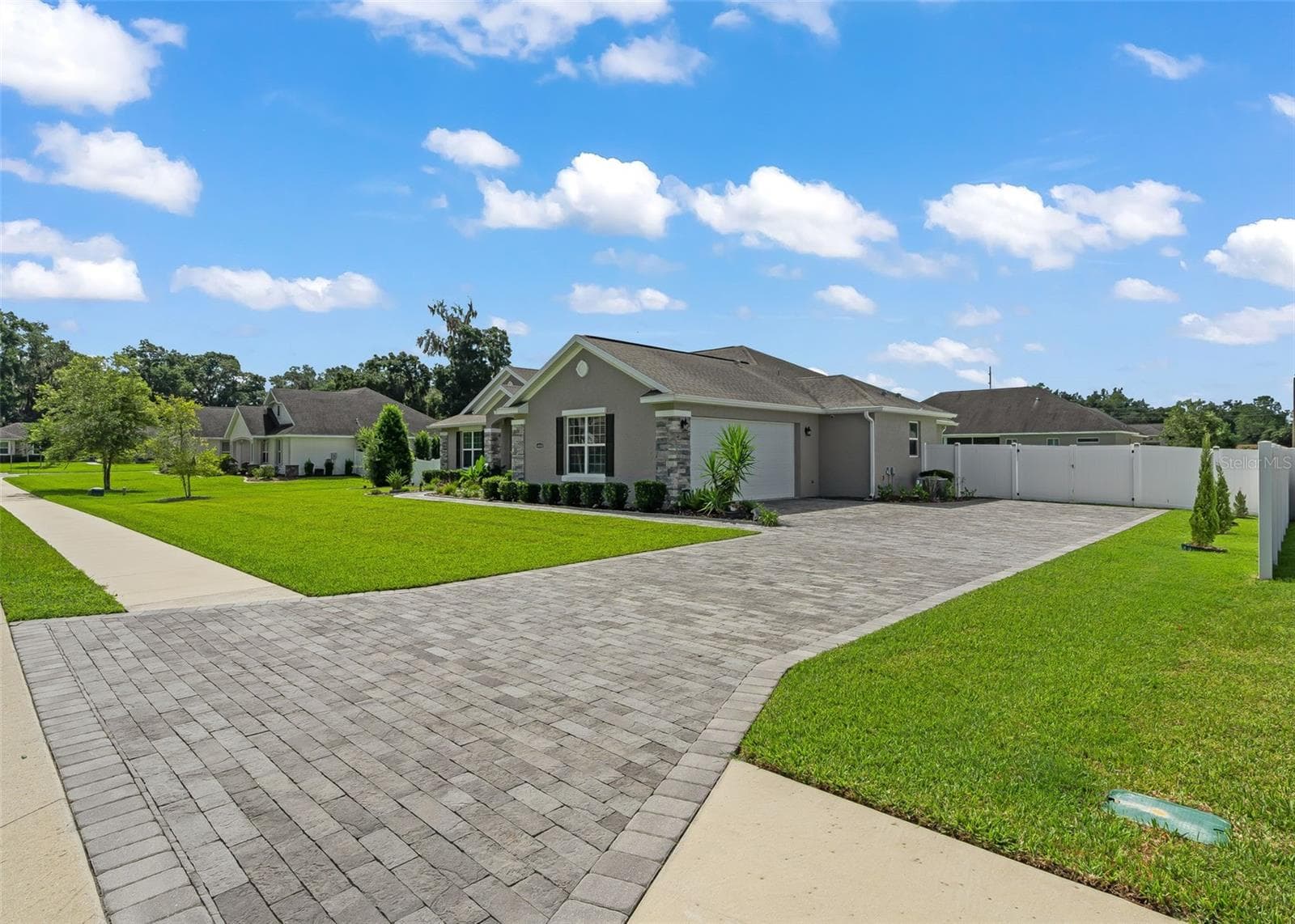 Single Family Residence at 4010 SE 22ND ST, OCALA, photo 2 of 35