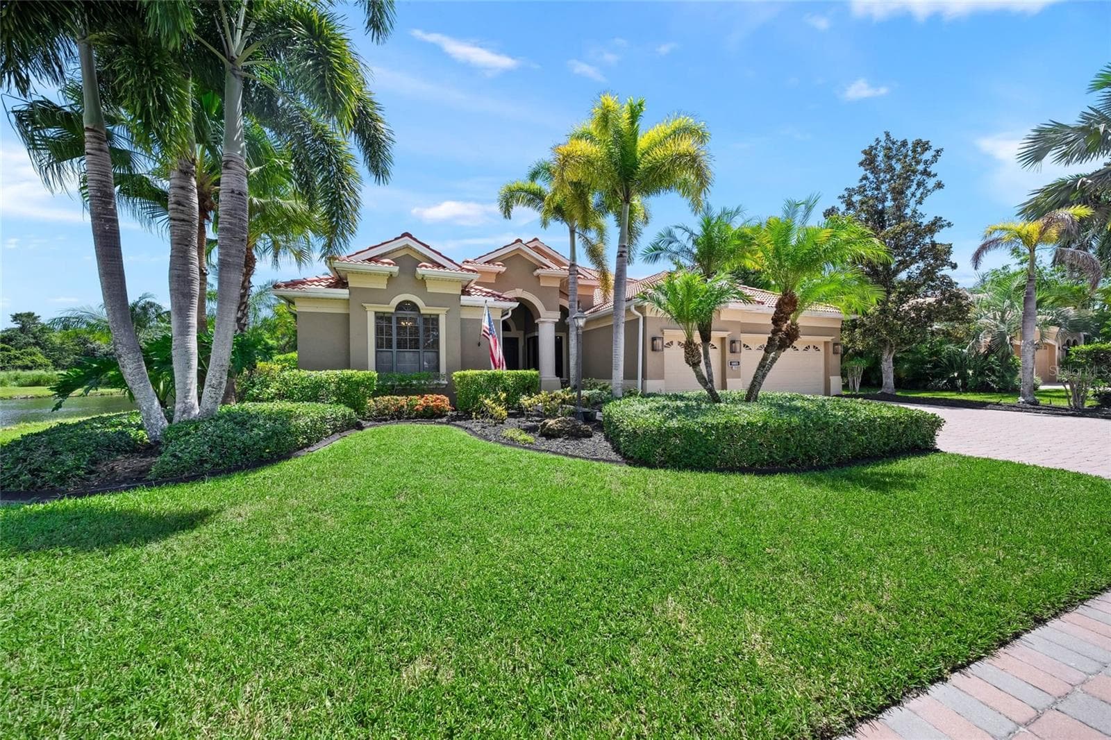 Single Family Residence at 4665 TUSCANA DR, SARASOTA, photo 2 of 63