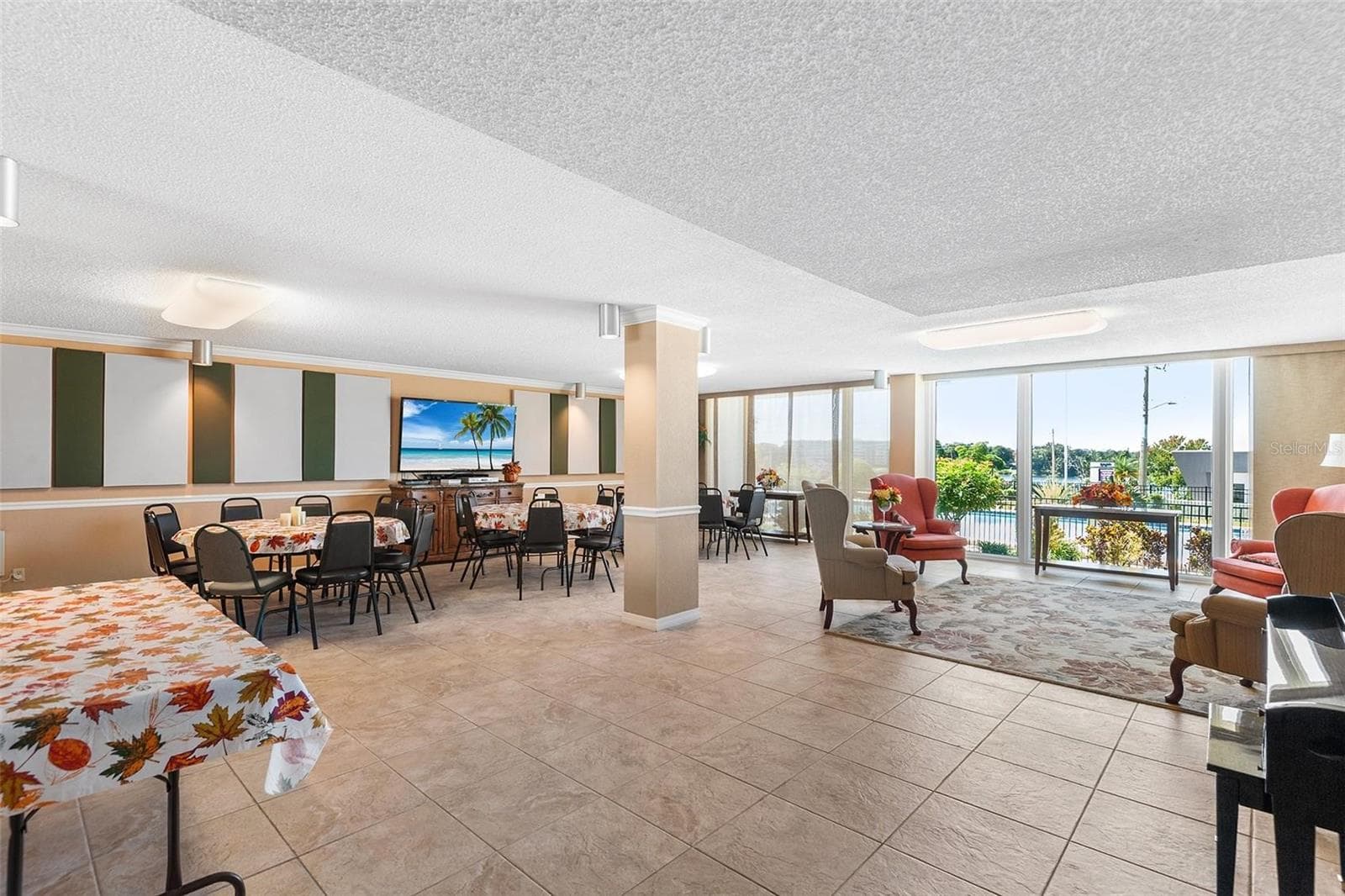 Condo rec-room for enetertainment - 1776 6TH ST NW #409, WINTER HAVEN