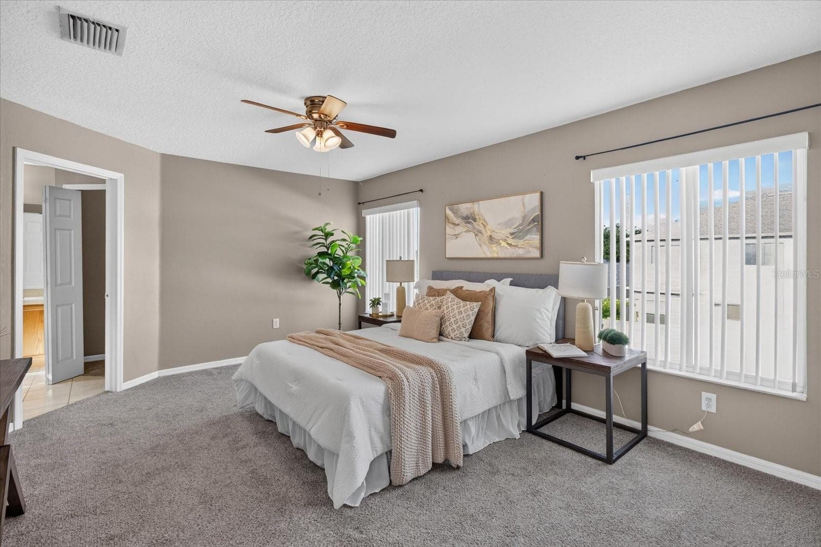 Single Family Residence at 11306 PELICAN LAKE CT, RIVERVIEW, photo 11 of 33