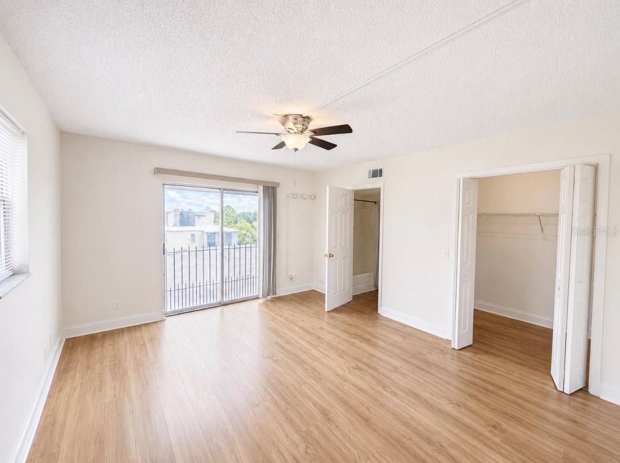 Condominium at 5541 BAY BLVD #550, PORT RICHEY, photo 6 of 12