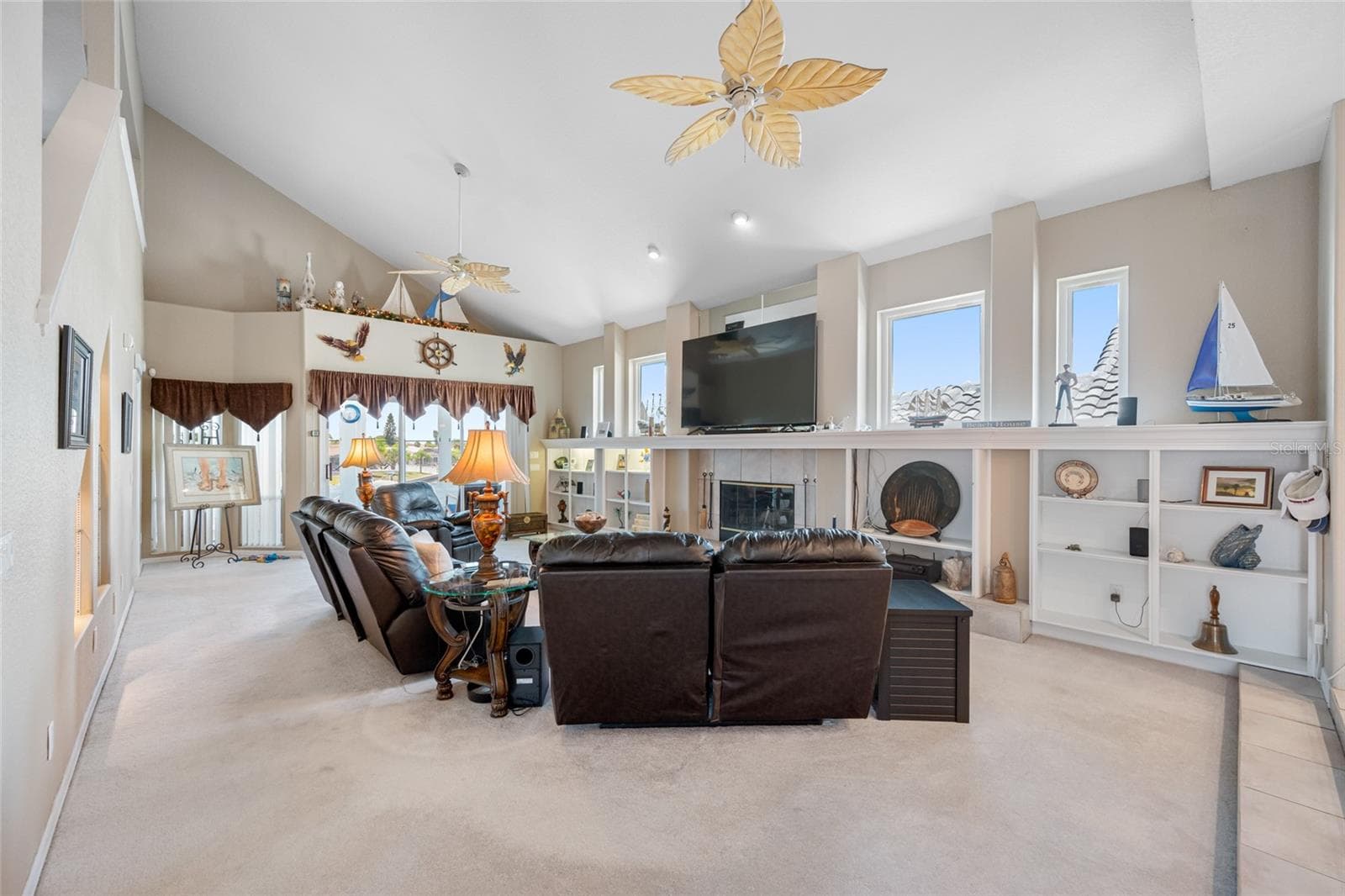 Single Family Residence at 861 SYMPHONY ISLES BLVD, APOLLO BEACH, photo 8 of 98