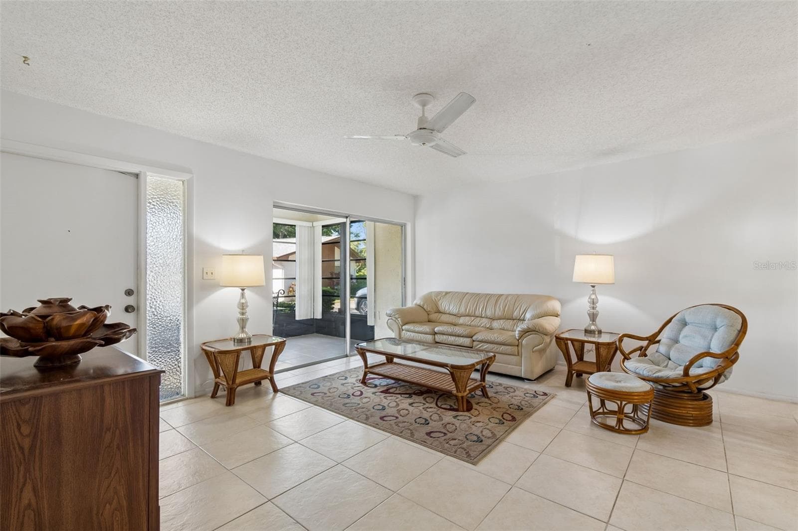 Condominium at 2150 SHELLY DR #B, PALM HARBOR, photo 6 of 33
