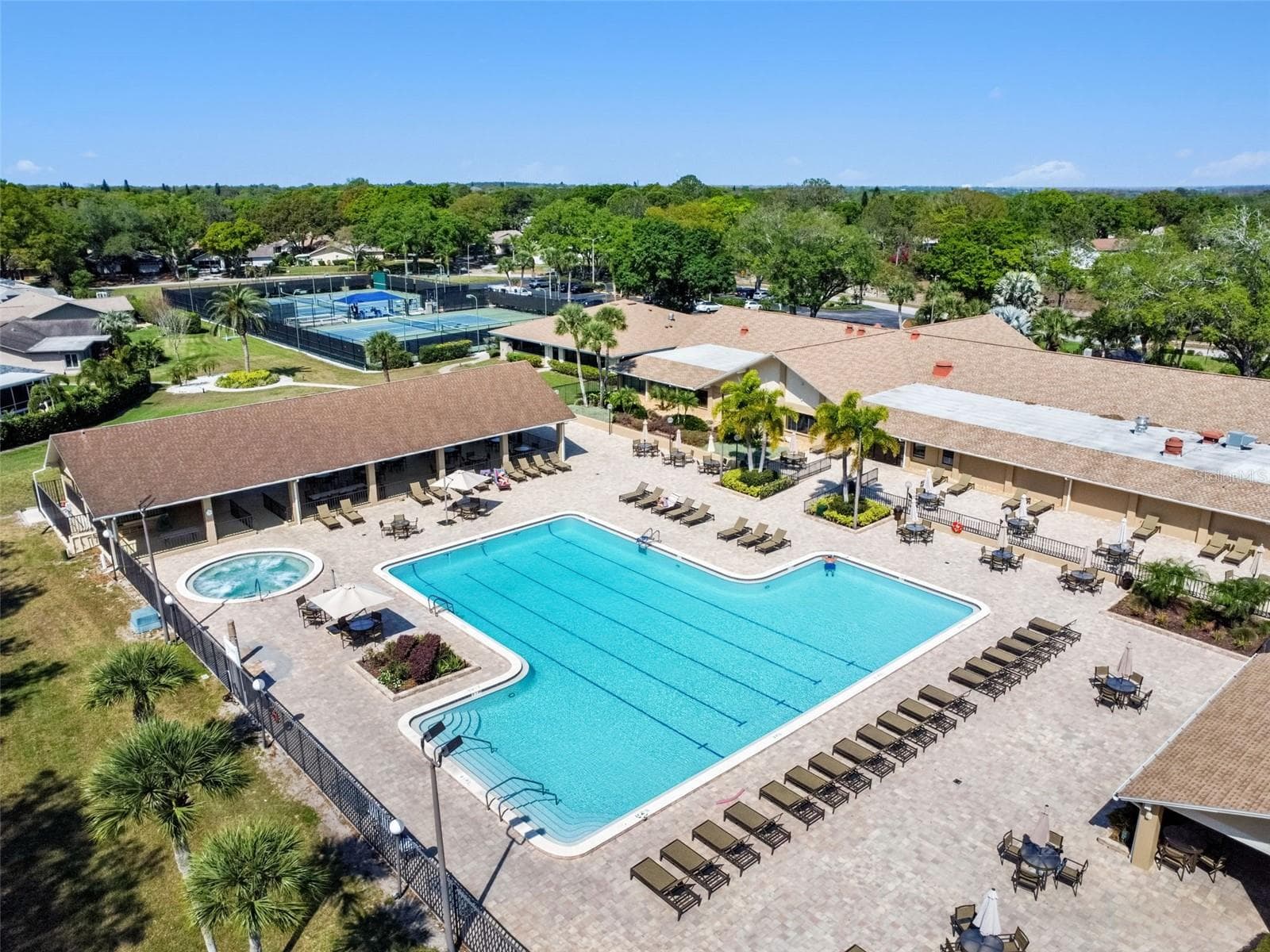 Condominium at 2150 SHELLY DR #B, PALM HARBOR, photo 30 of 33
