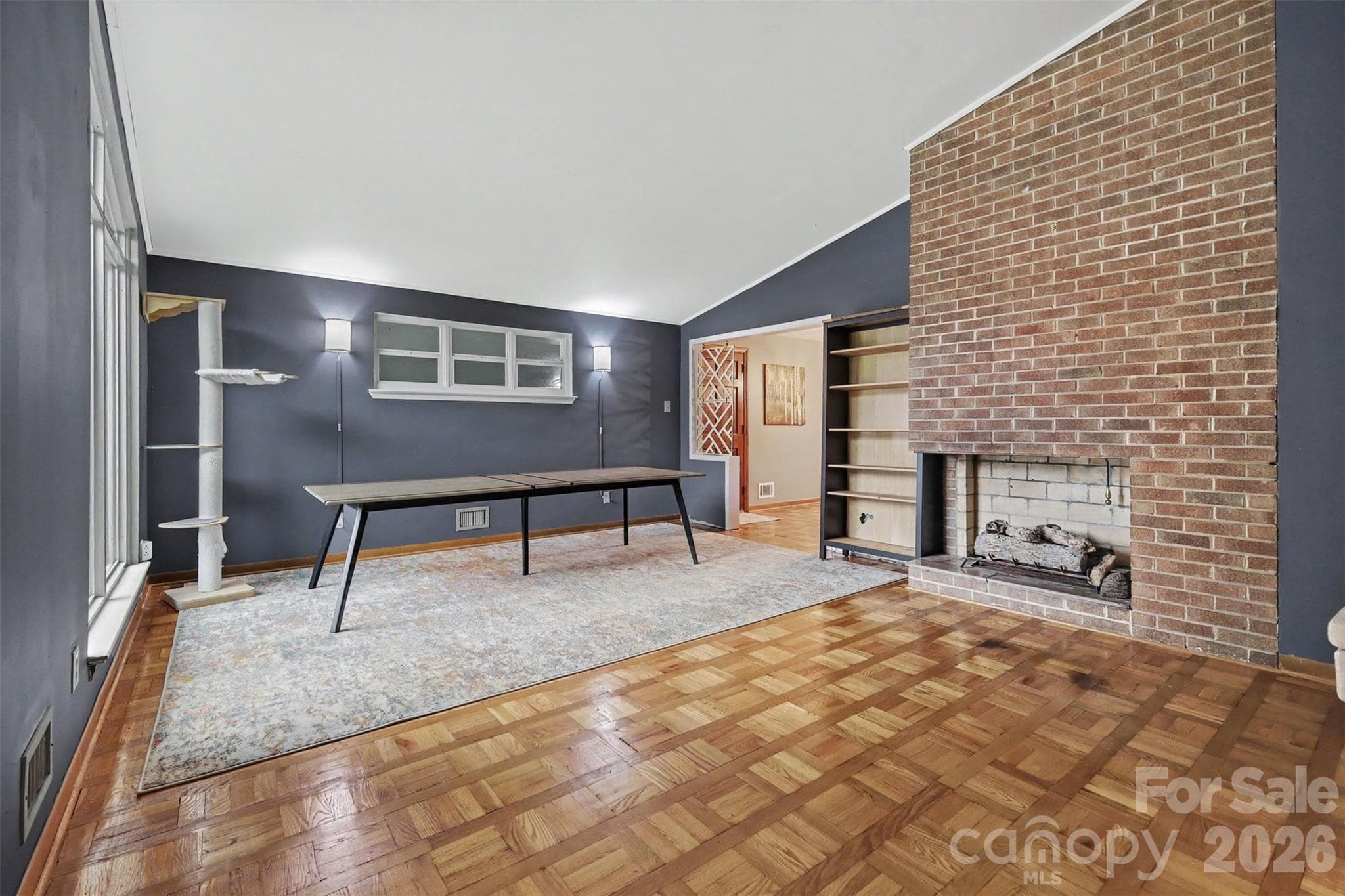Single Family Residence at 126 21st Avenue NW, Hickory, photo 3 of 35