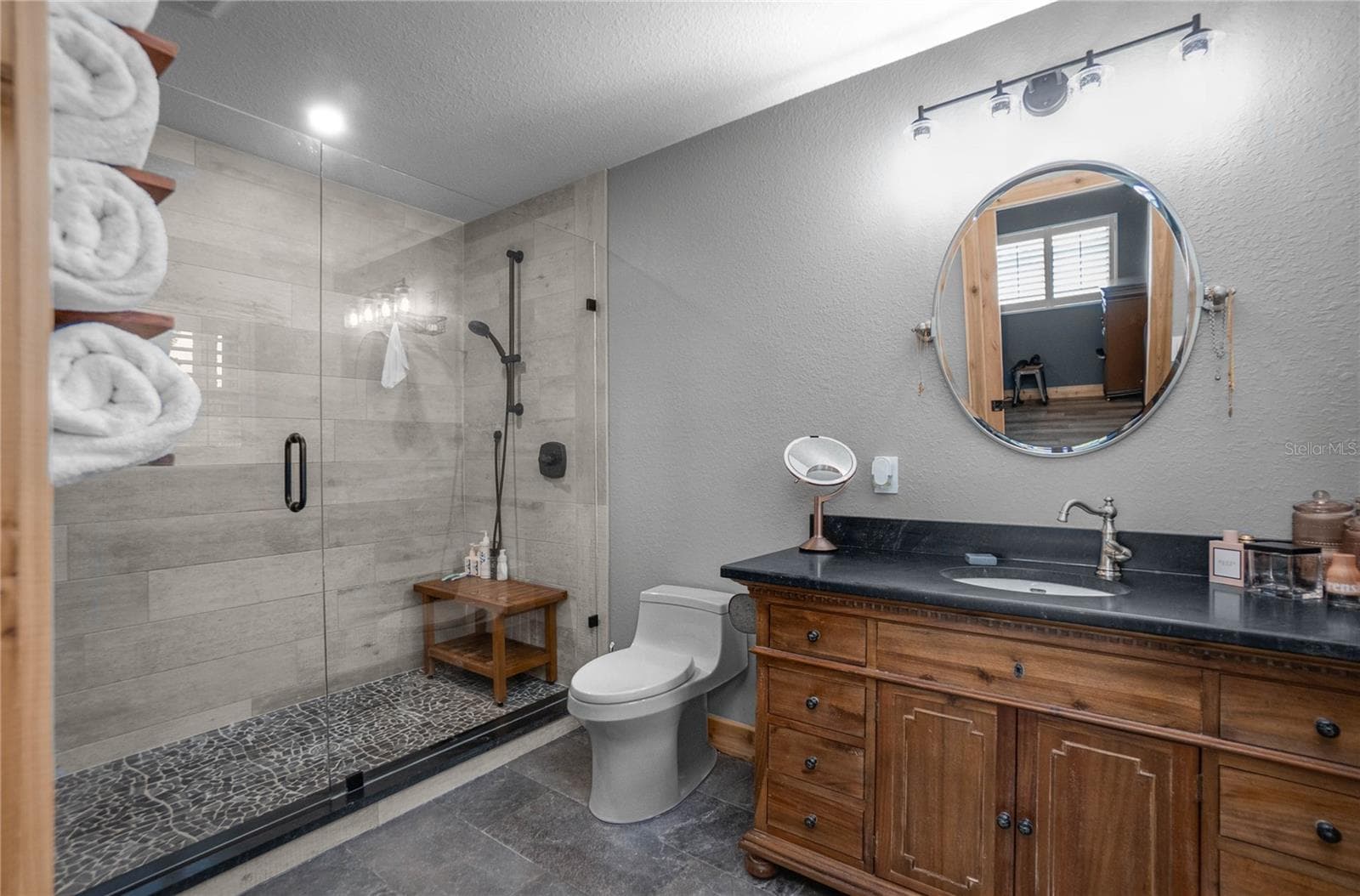 Single Family Residence at 221 S HUNTING LODGE DR, INVERNESS, photo 18 of 52