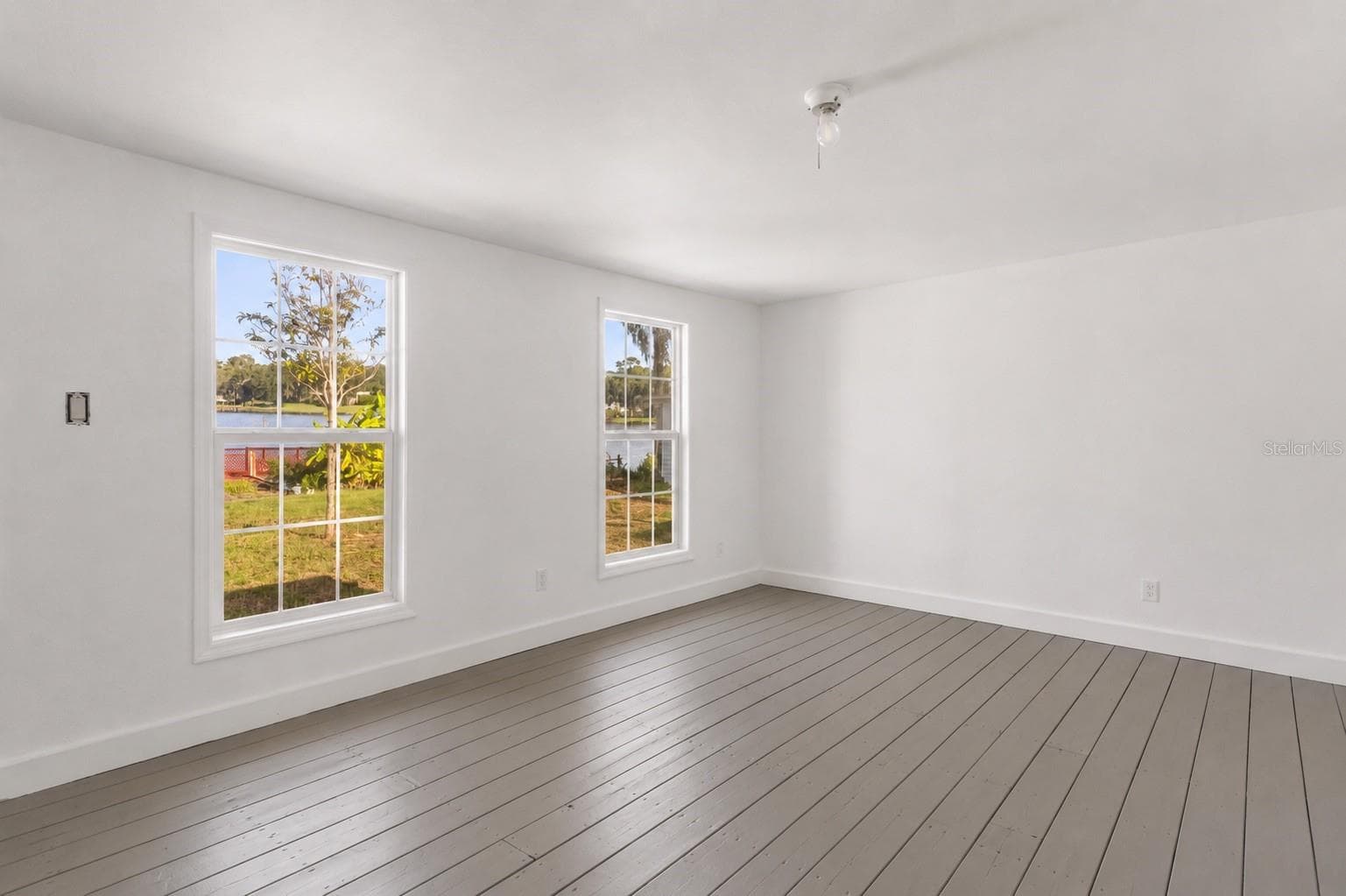 Back Bonus room behind the laundry room - 36112 LAKE UNITY RD, FRUITLAND PARK