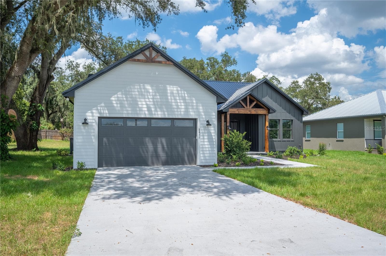 Single Family Residence at 2411 OLD MEDULLA RD, LAKELAND, photo 2 of 39
