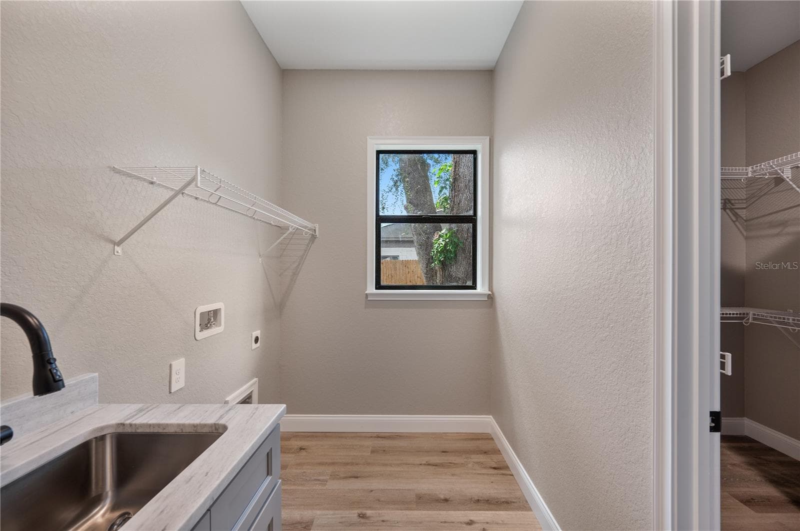Single Family Residence at 2411 OLD MEDULLA RD, LAKELAND, photo 34 of 39