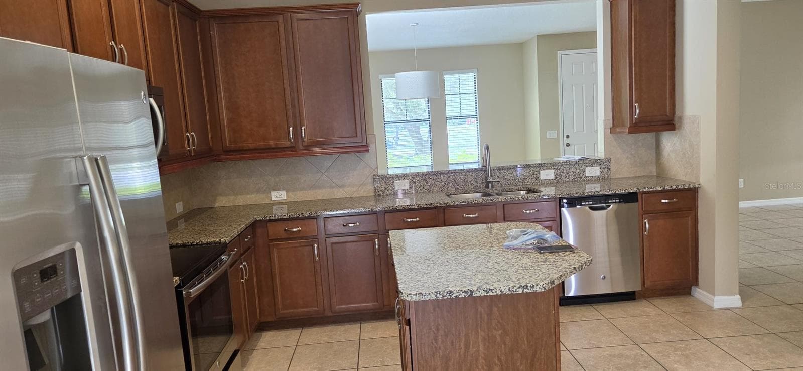 Single Family Residence at 340 SPRUCE PINE RD, OCOEE, photo 4 of 20