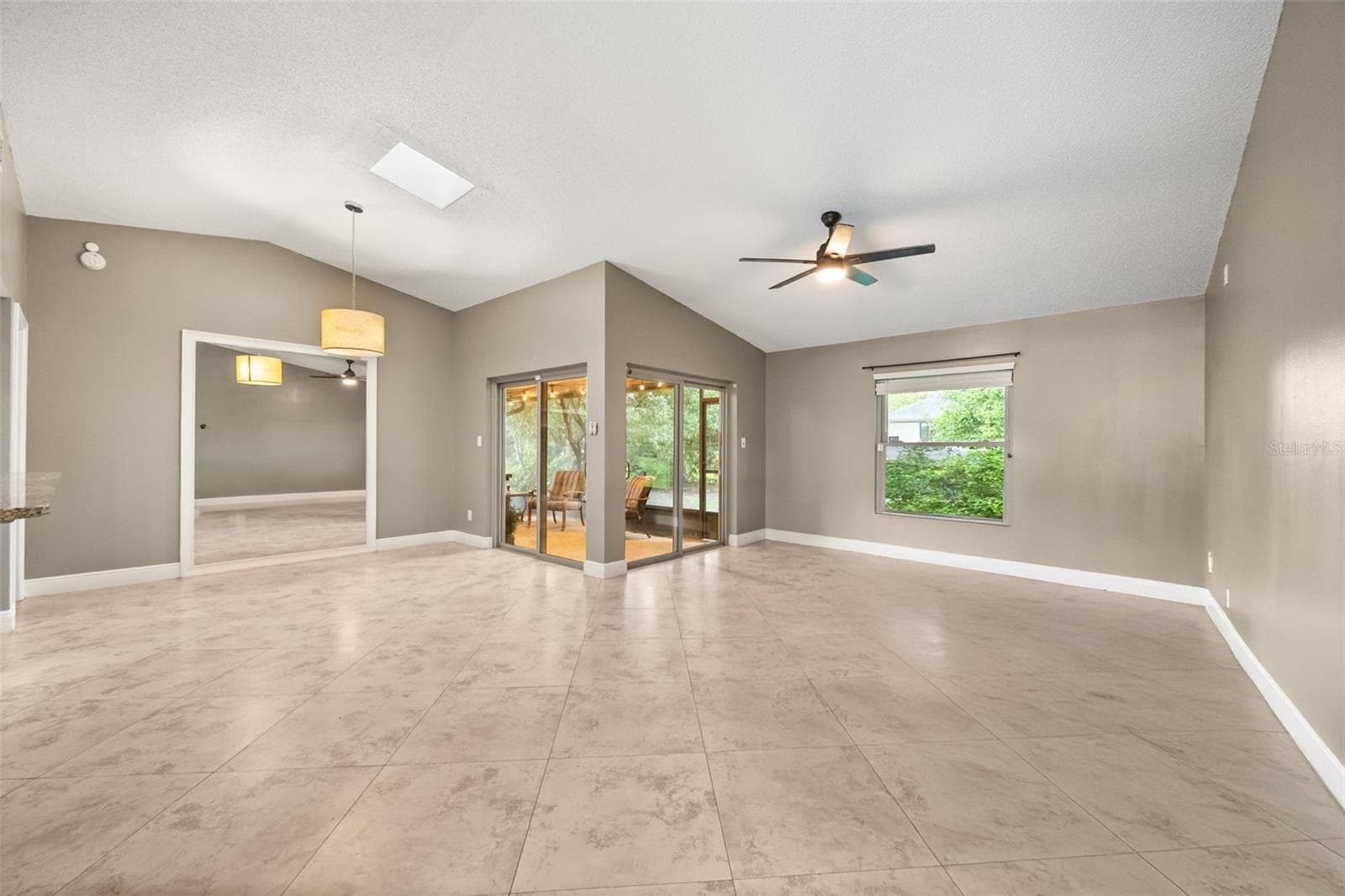 Single Family Residence at 11813 SCOTTY DR, ORLANDO, photo 5 of 30