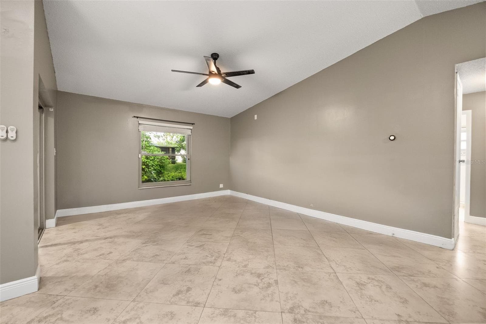 Single Family Residence at 11813 SCOTTY DR, ORLANDO, photo 7 of 30
