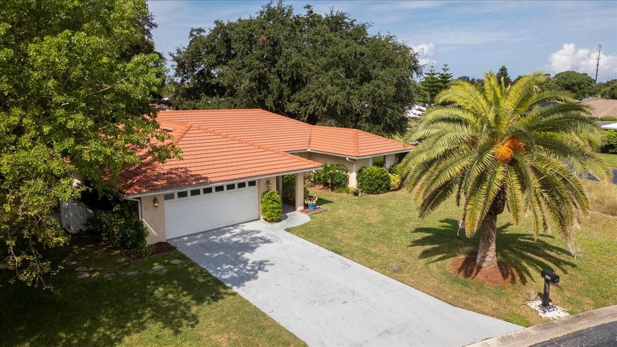 Single Family Residence at 1608 BOB O LINK DR, VENICE, photo 5 of 43
