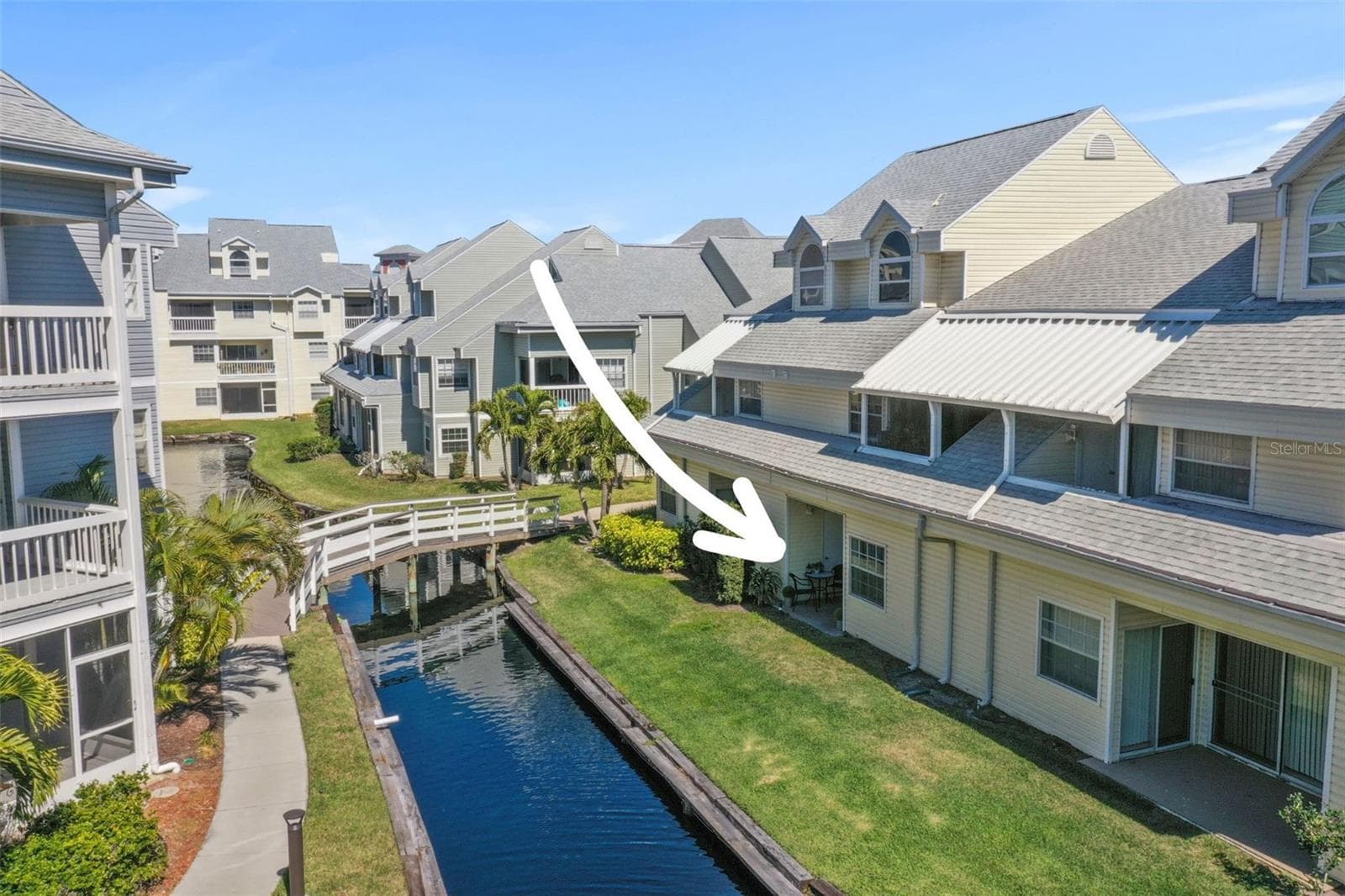 Condominium at 6915 STONES THROW CIR N #3104, ST PETERSBURG, photo 2 of 41