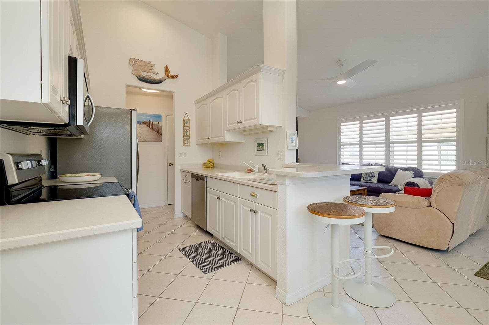 Condominium at 703 CASA DEL LAGO WAY #703, VENICE, photo 13 of 52