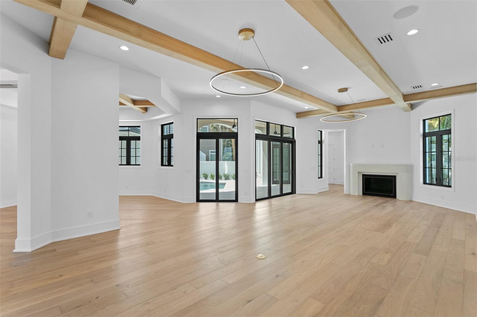 Single Family Residence at 3907 BAYSHORE BLVD, TAMPA, photo 12 of 98
