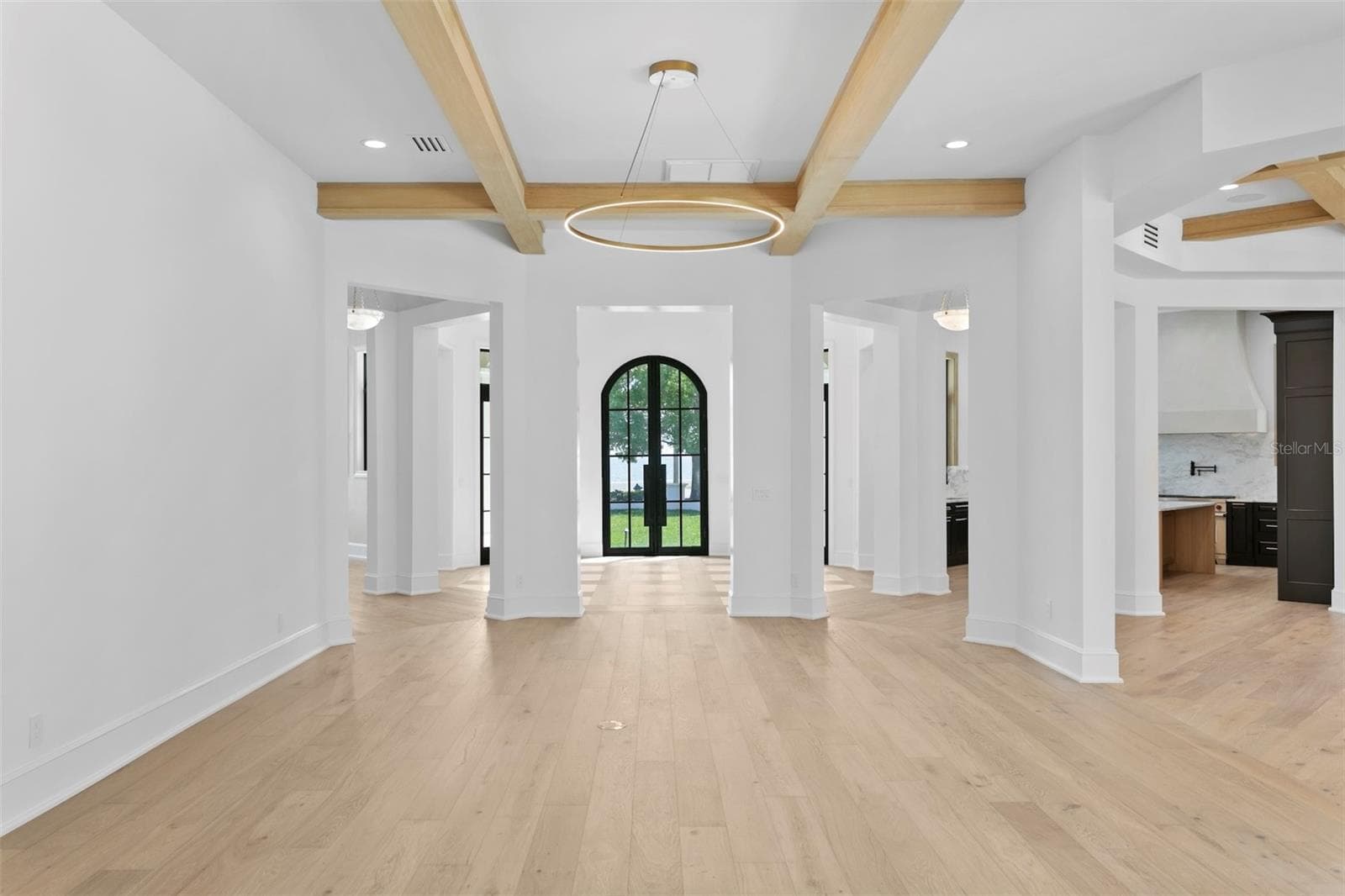 Single Family Residence at 3907 BAYSHORE BLVD, TAMPA, photo 14 of 98