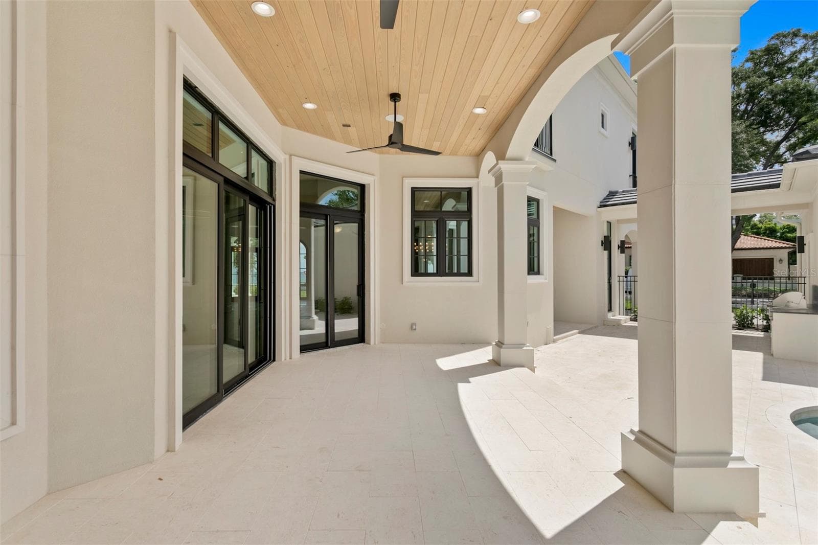 Single Family Residence at 3907 BAYSHORE BLVD, TAMPA, photo 92 of 98
