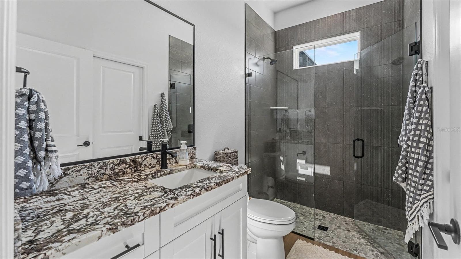 Guest Bathroom 2 - 7034 BENTRIDGE DR, LAKELAND