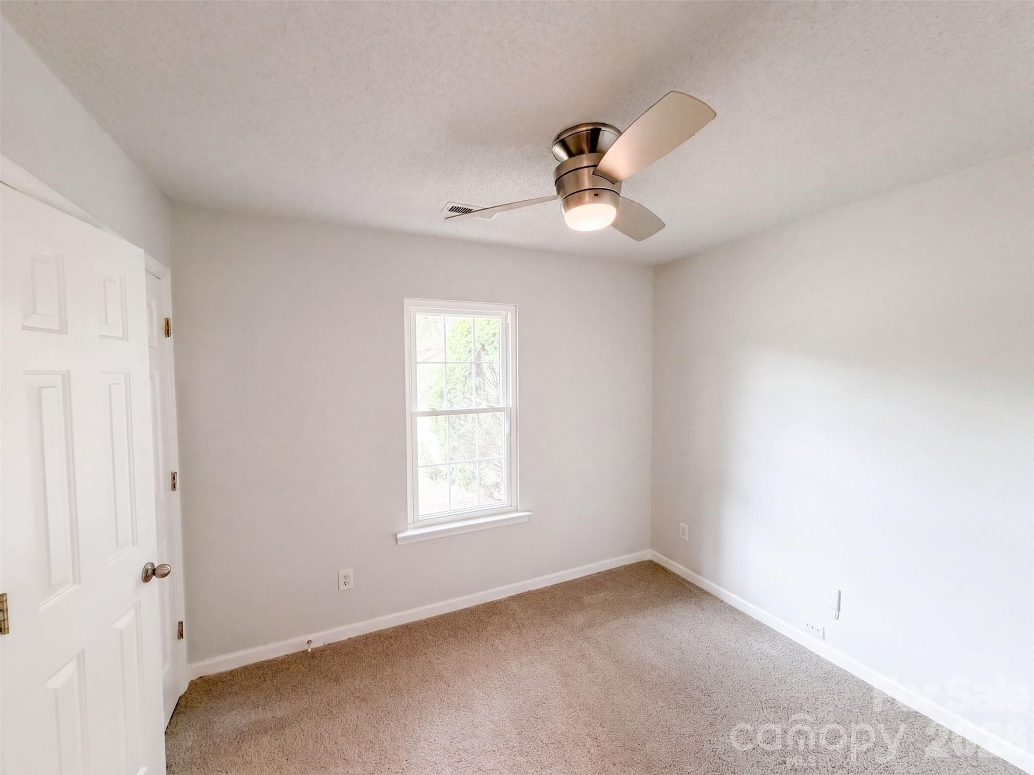 Single Family Residence at 1412 Bells Knox Road, Charlotte, photo 8 of 16