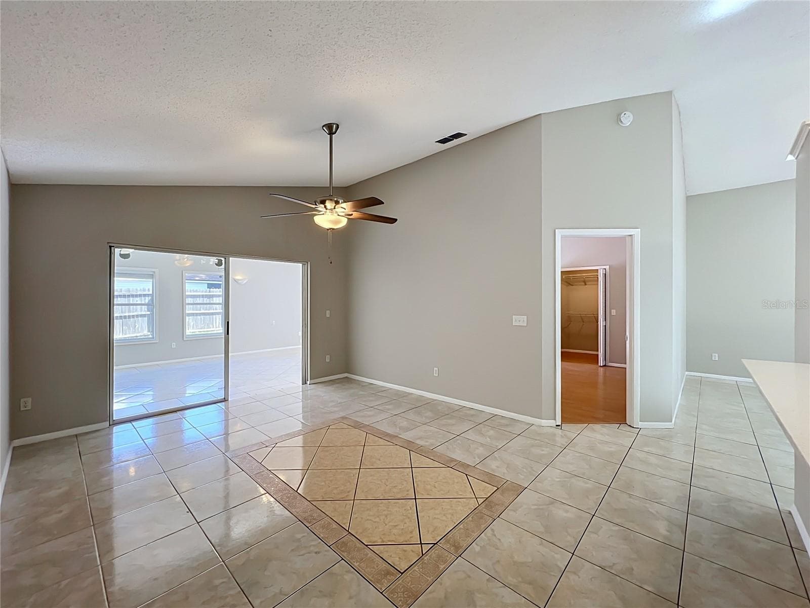 Single Family Residence at 1365 CRAWFORD DR, APOPKA, photo 14 of 37
