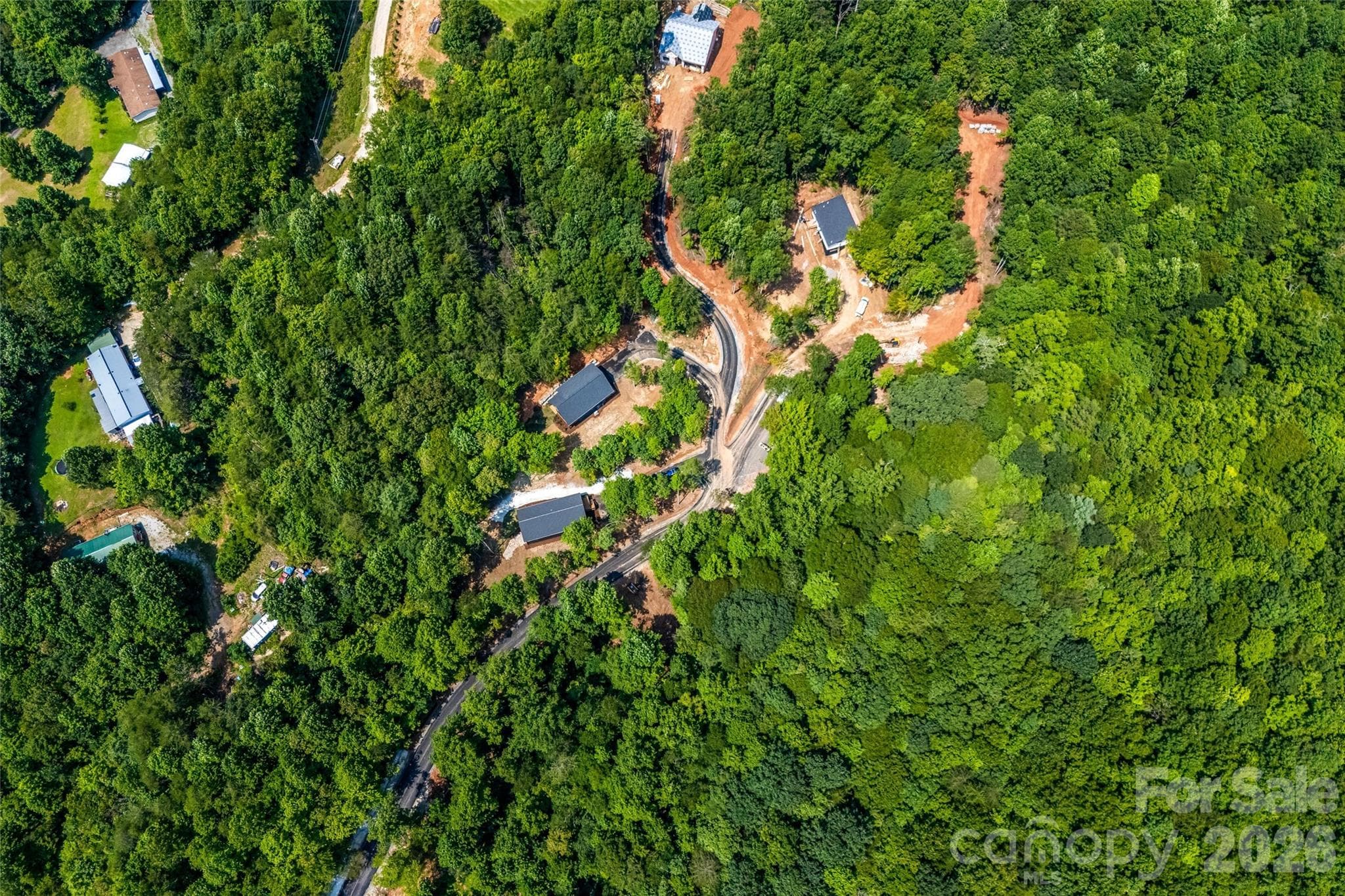 Private setting surrounded by nature - 60 Catatoga Trail, Marion
