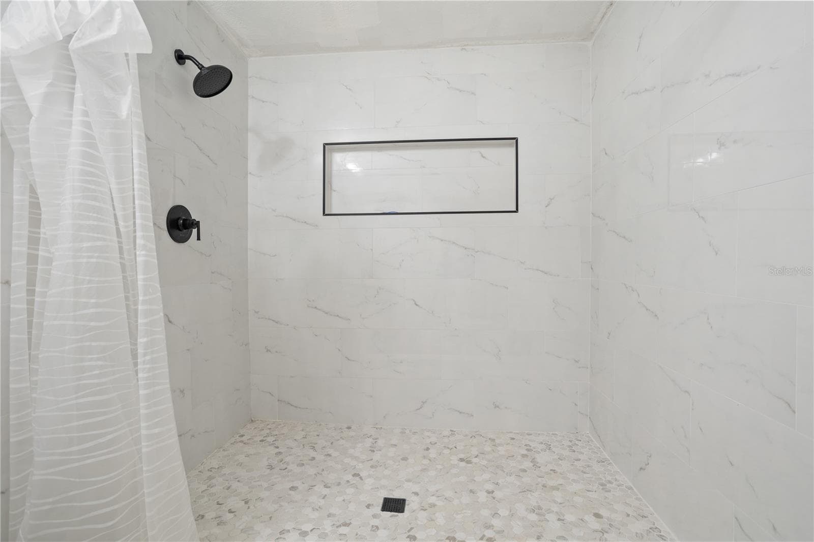 Secondary Bath - 816 E JEFFERSON ST, ORLANDO