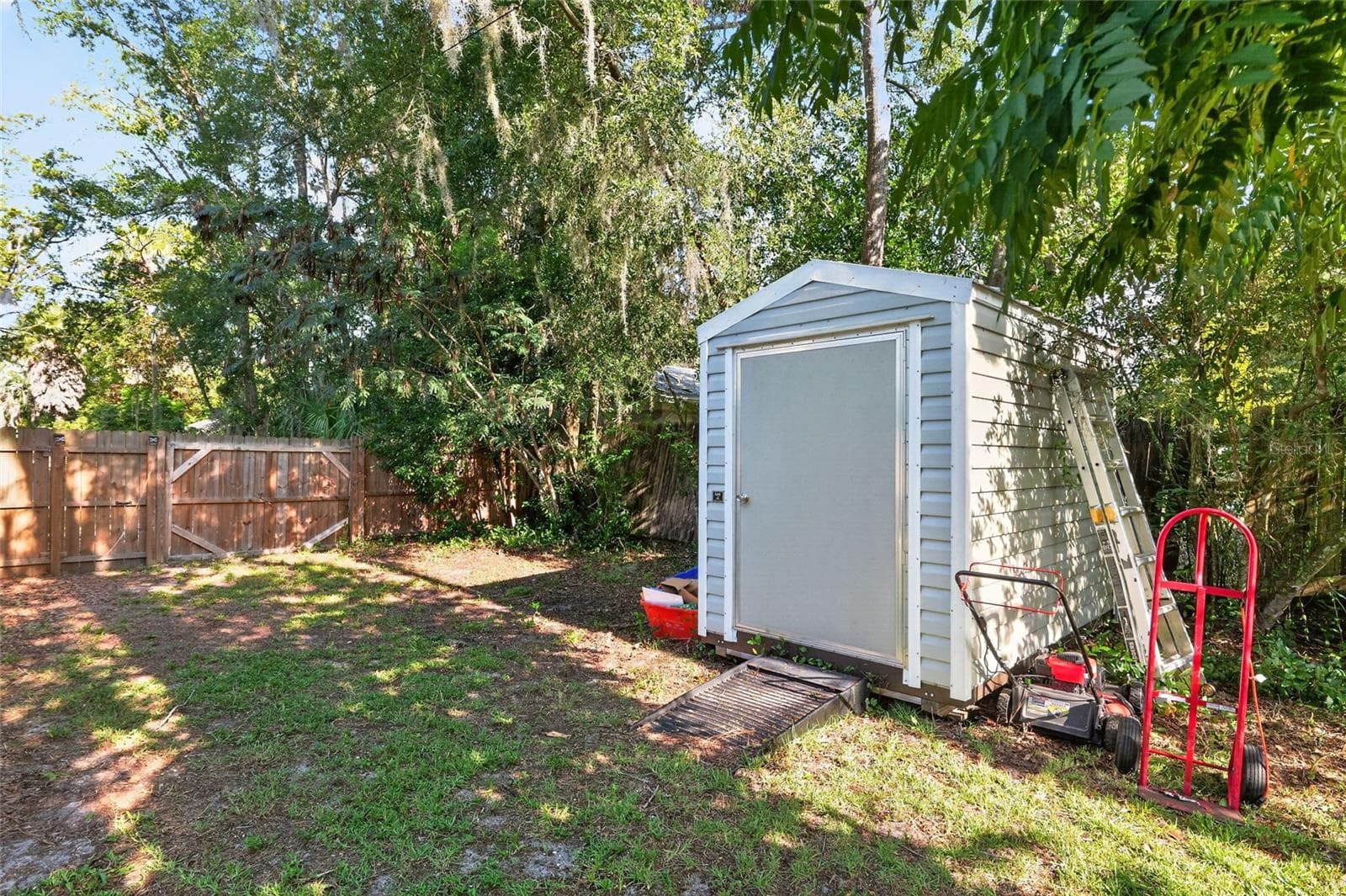 Single Family Residence at 3929 NW 20TH TER, GAINESVILLE, photo 40 of 57