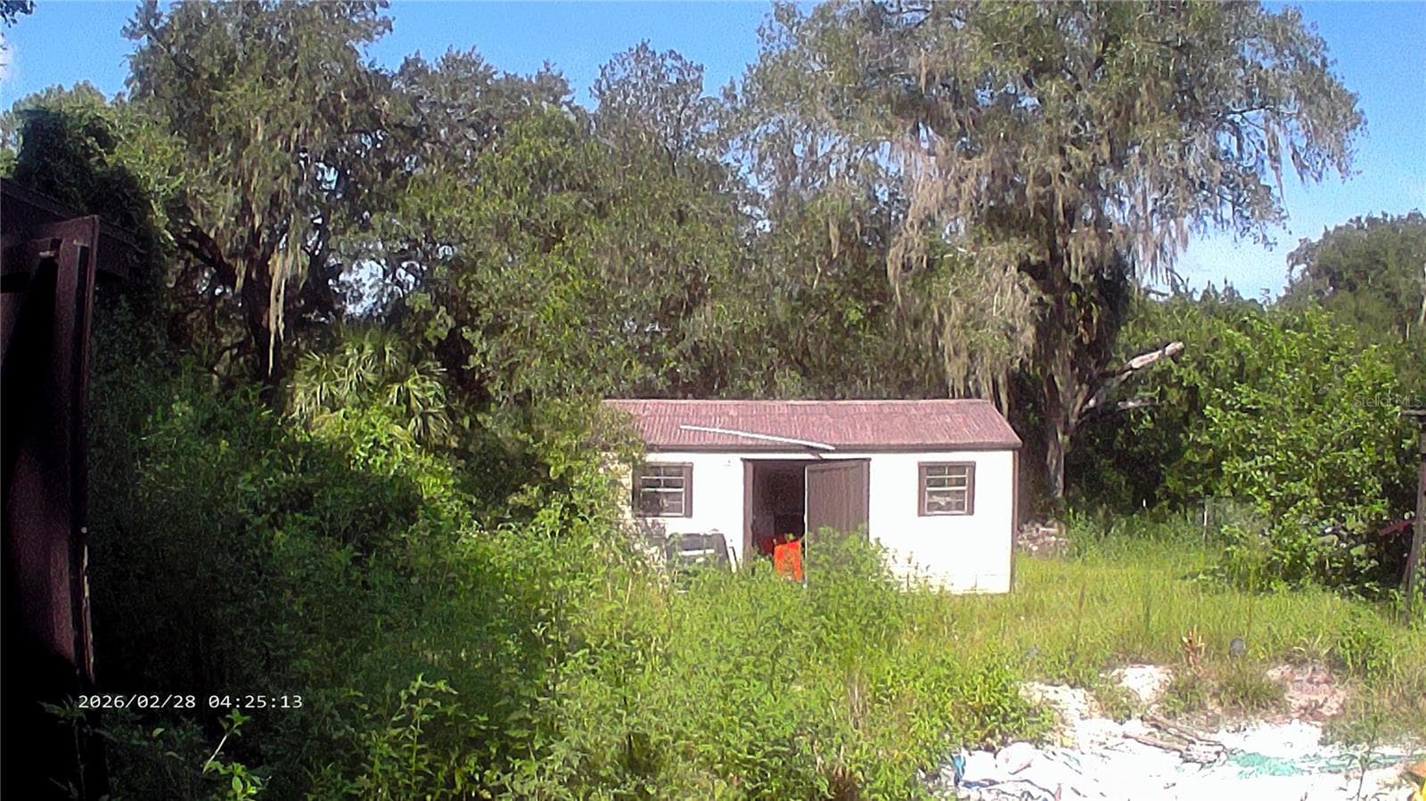 Manufactured Home at 16979 SE 6TH LN, SILVER SPRINGS, photo 15 of 17