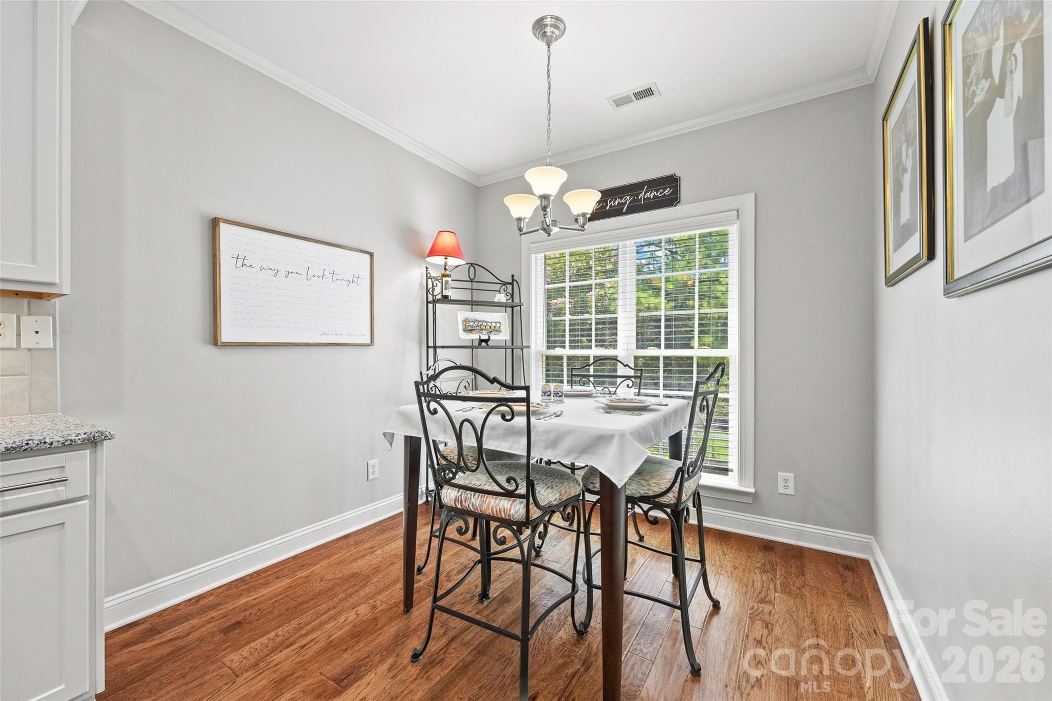 Breakfast Nook overlooks the back yard and golf course. We have lots of birds that come to visit. - 771 Cherry Hills Place, Rock Hill