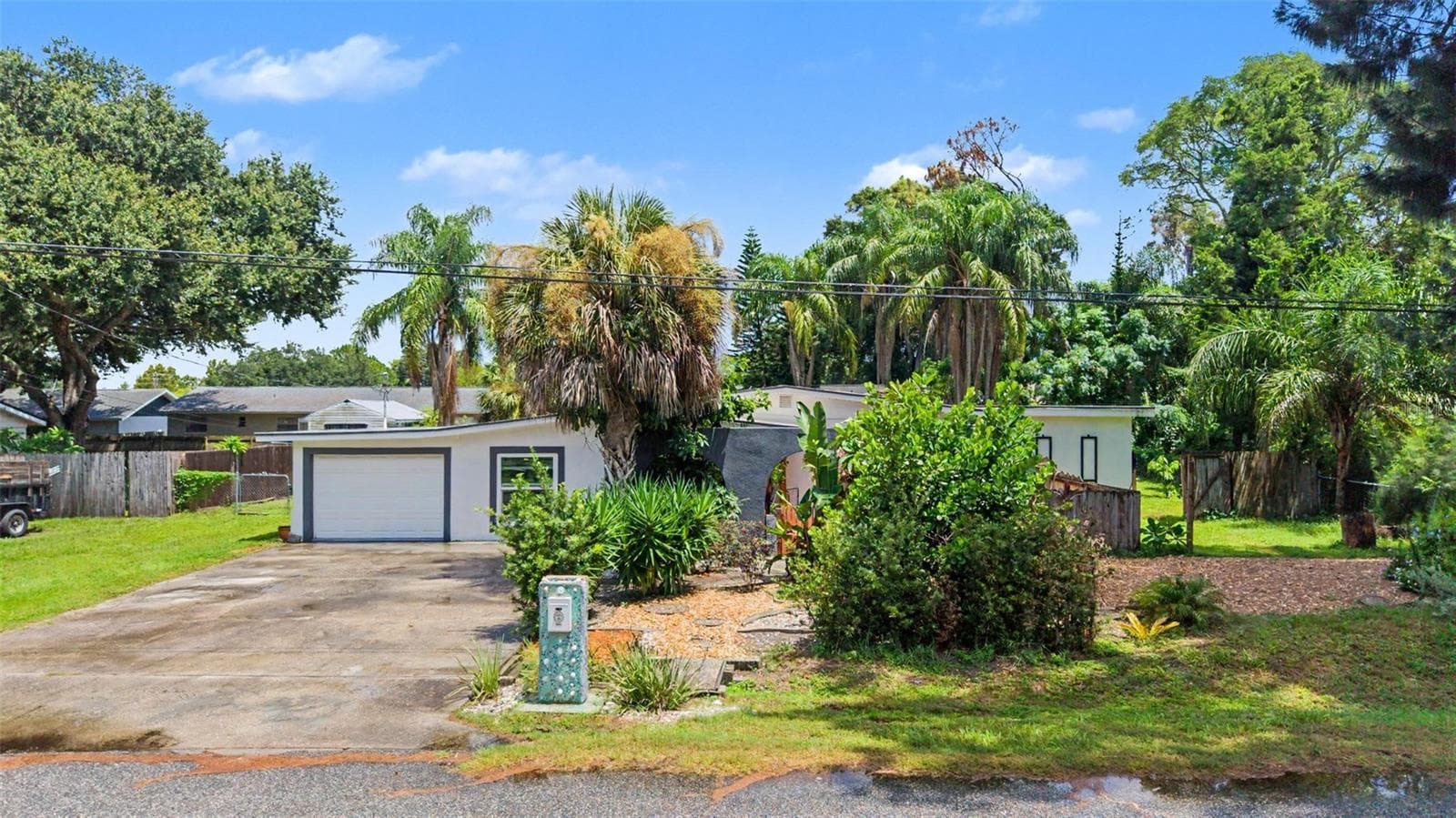Single Family Residence at 2767 BELLE HAVEN DR, CLEARWATER, photo 2 of 43