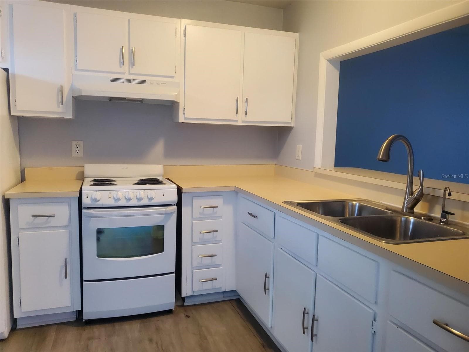 Condo - Hotel at 2845 NE 3RD ST #216, OCALA, photo 5 of 11