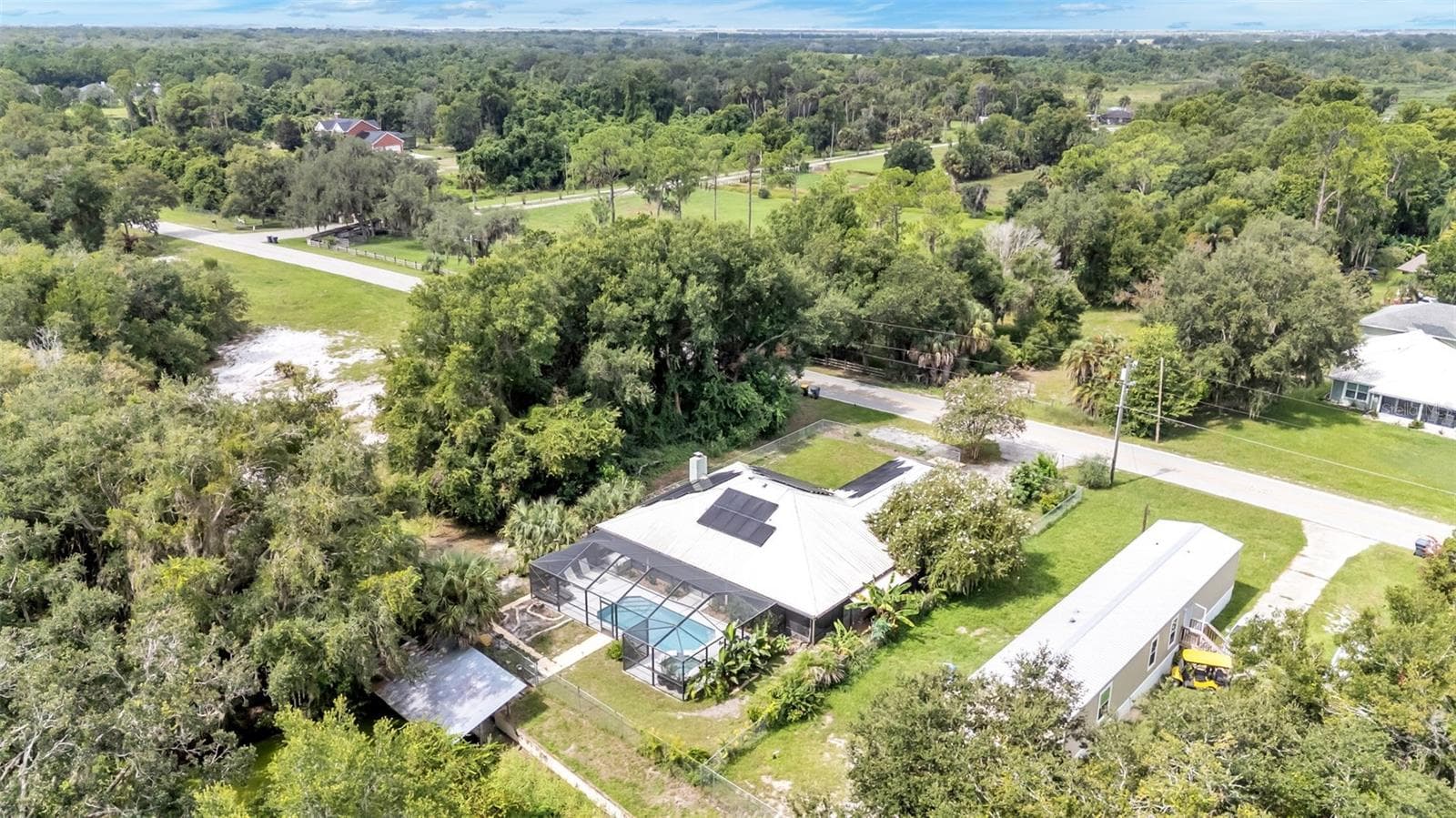 Single Family Residence at 1002 W LAKE MARION RD, HAINES CITY, photo 31 of 34